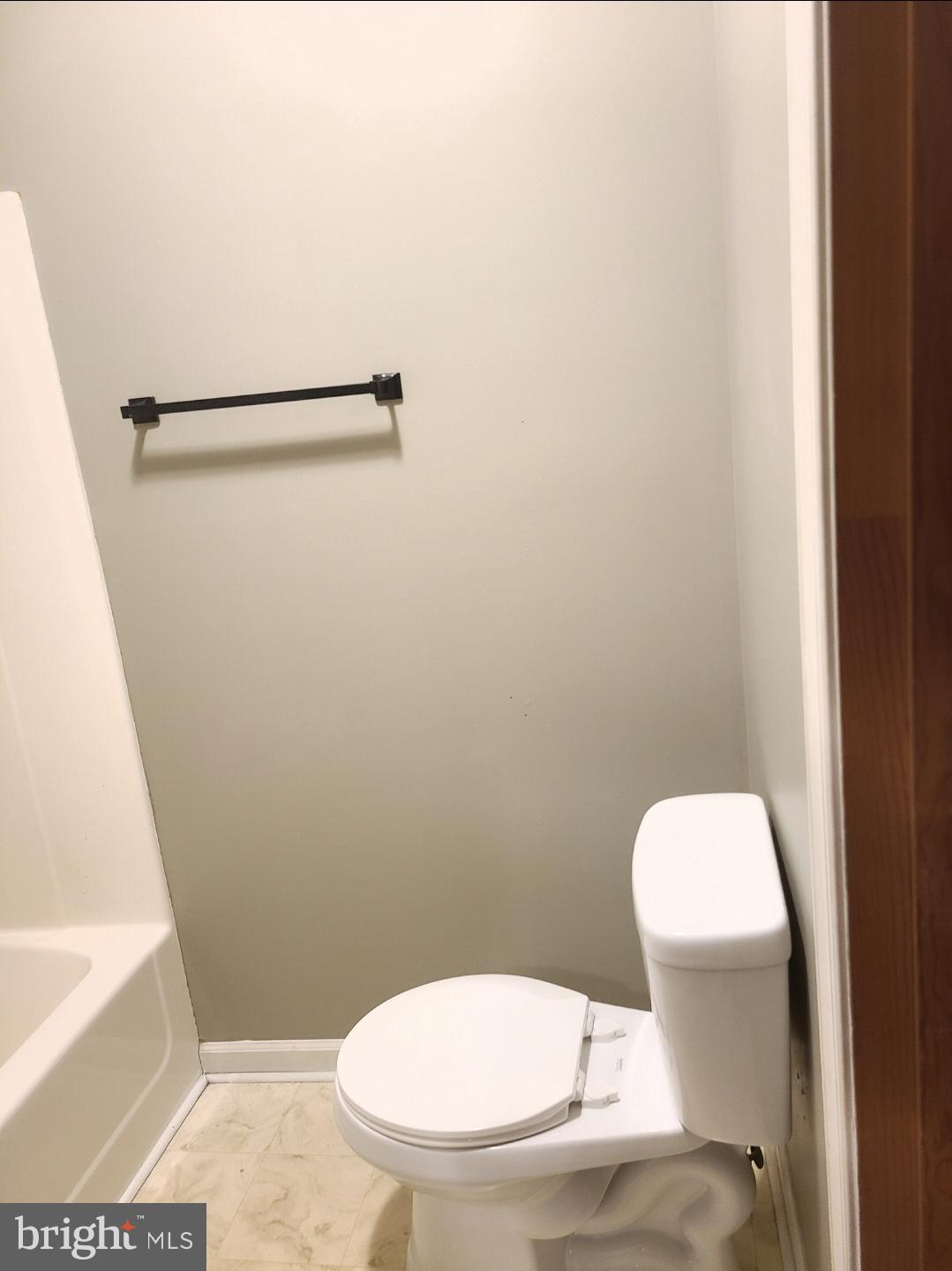 HAMPSHIRE COUNTY - Residential