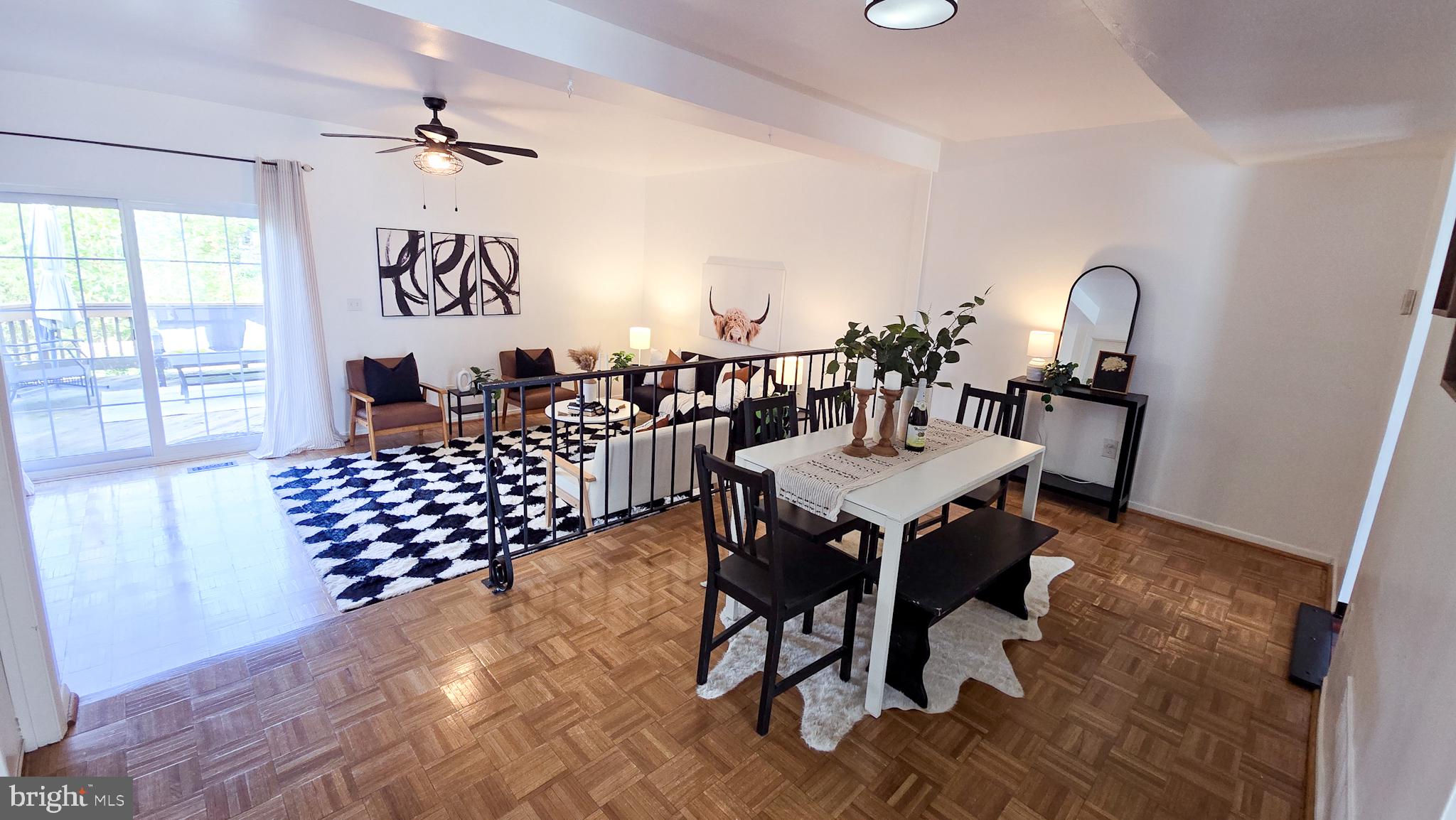 SEVEN COURTS - Residential