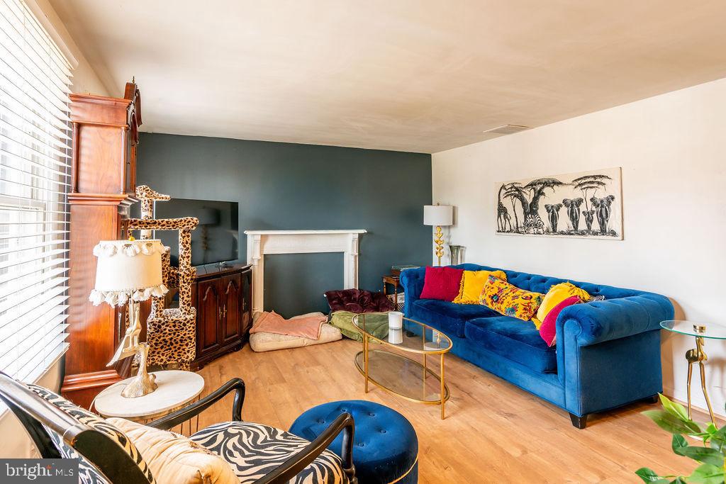 18033 WAGONWHEEL COURT