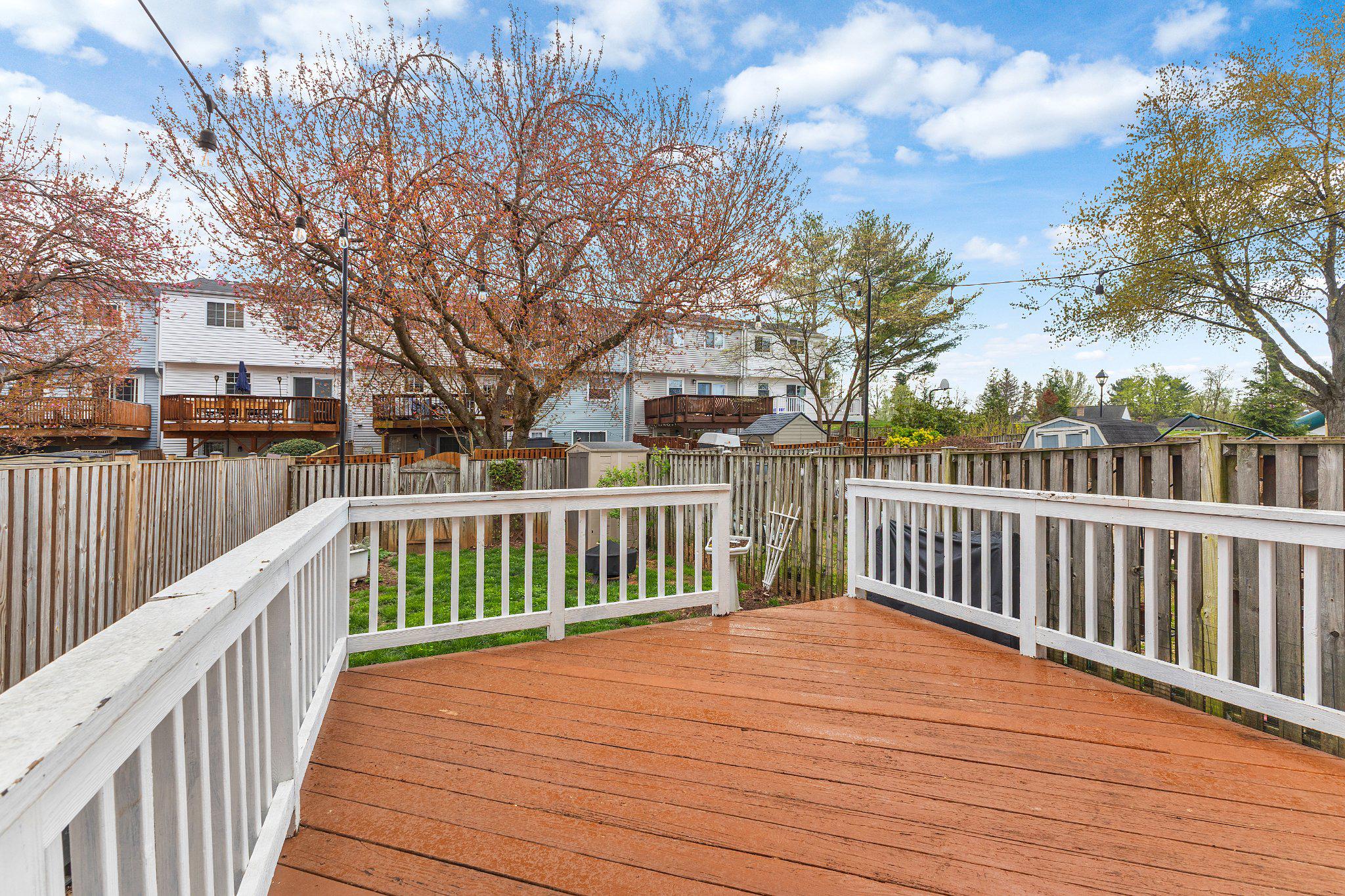 OLNEY OAKS - Residential