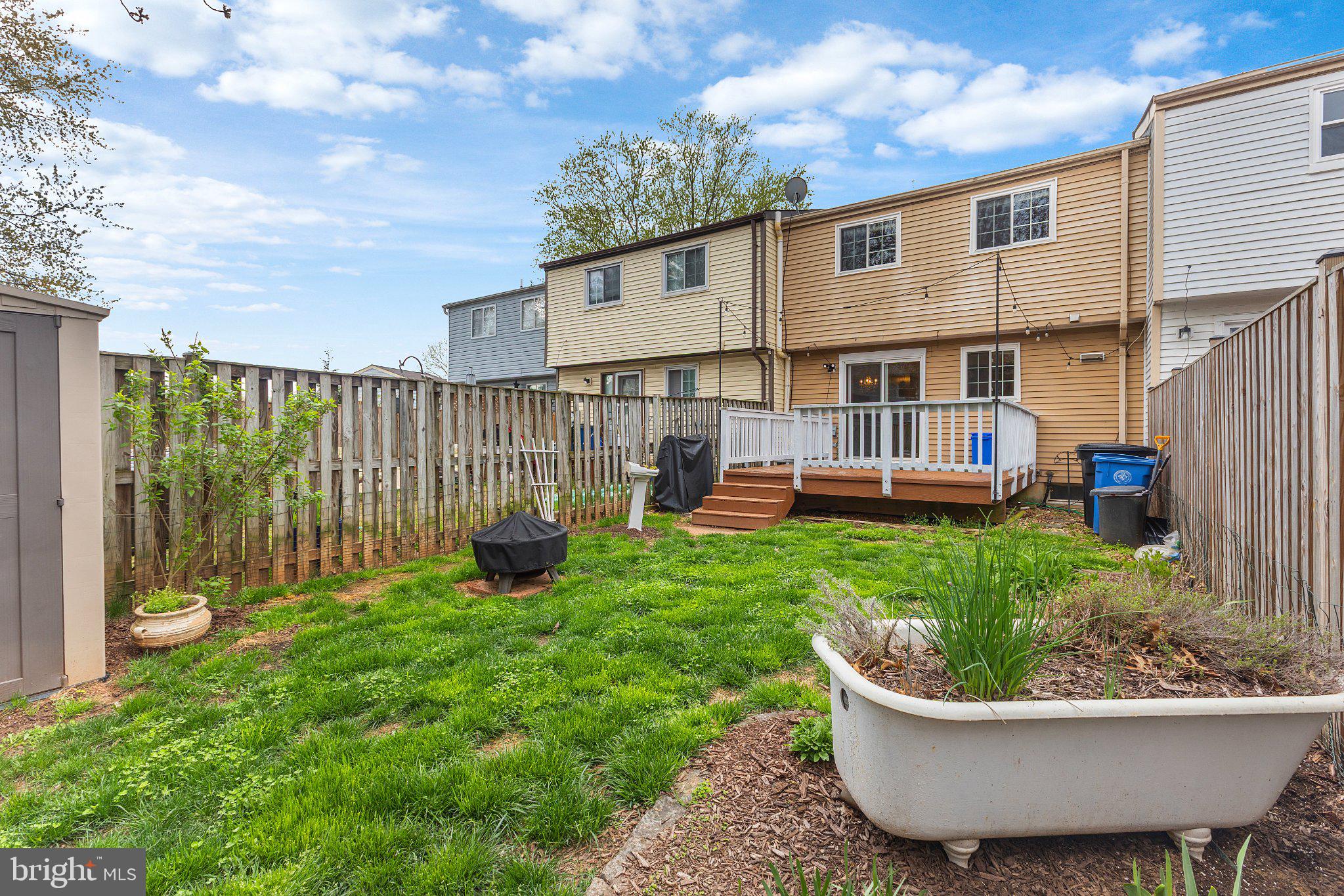 OLNEY OAKS - Residential