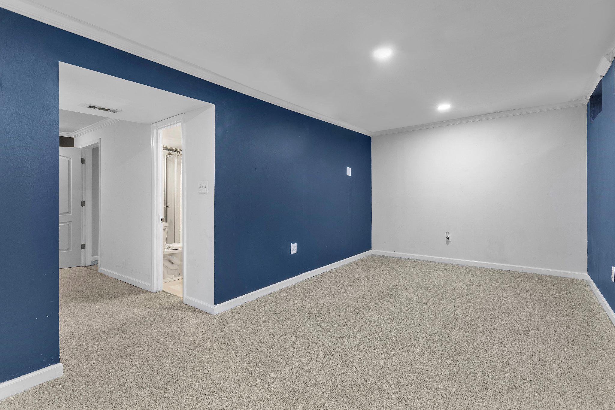 OLNEY OAKS - Residential