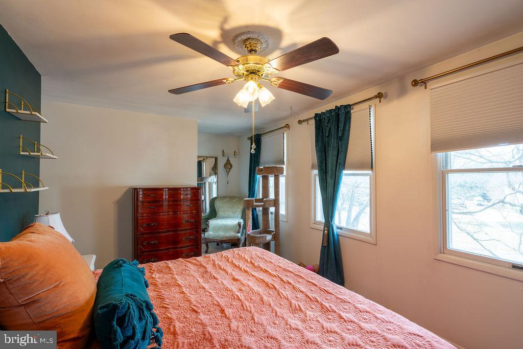 OLNEY OAKS - Residential