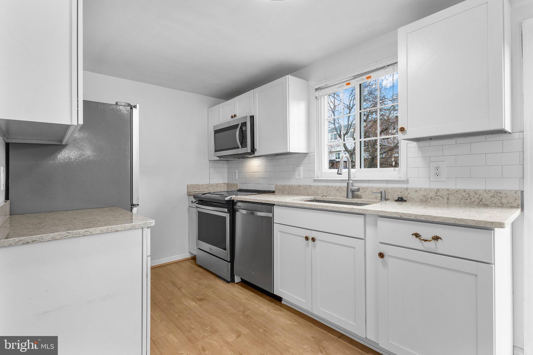 OLNEY OAKS - Residential