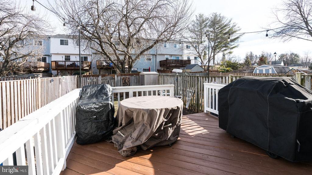 OLNEY OAKS - Residential