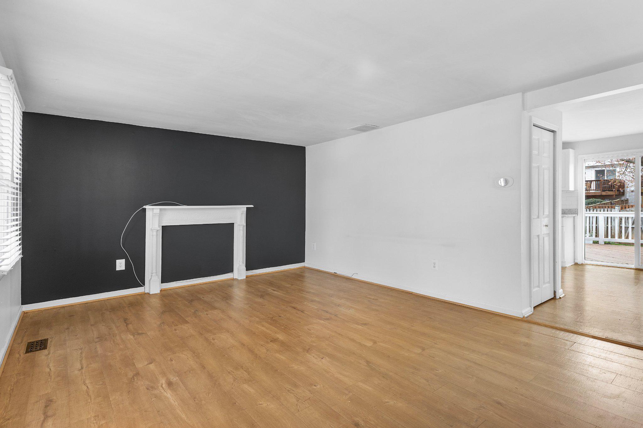 OLNEY OAKS - Residential