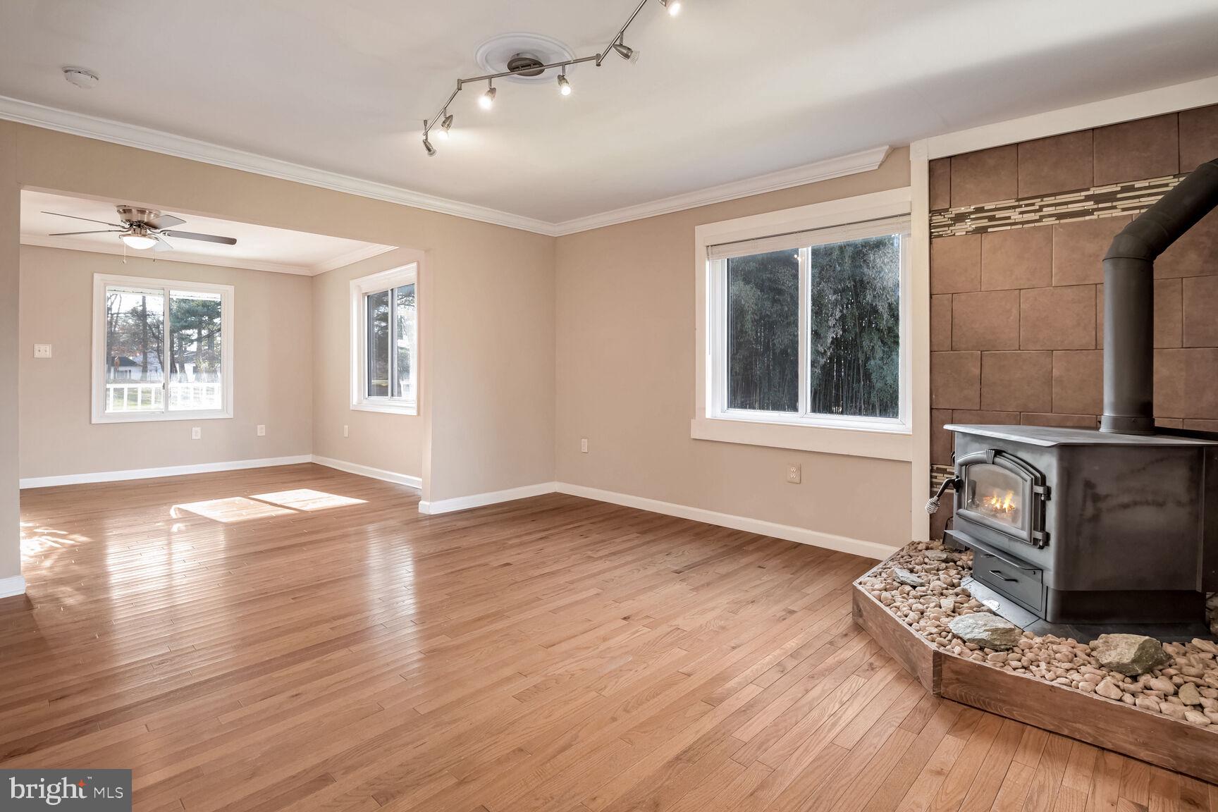 COLESVILLE OUTSIDE - Residential