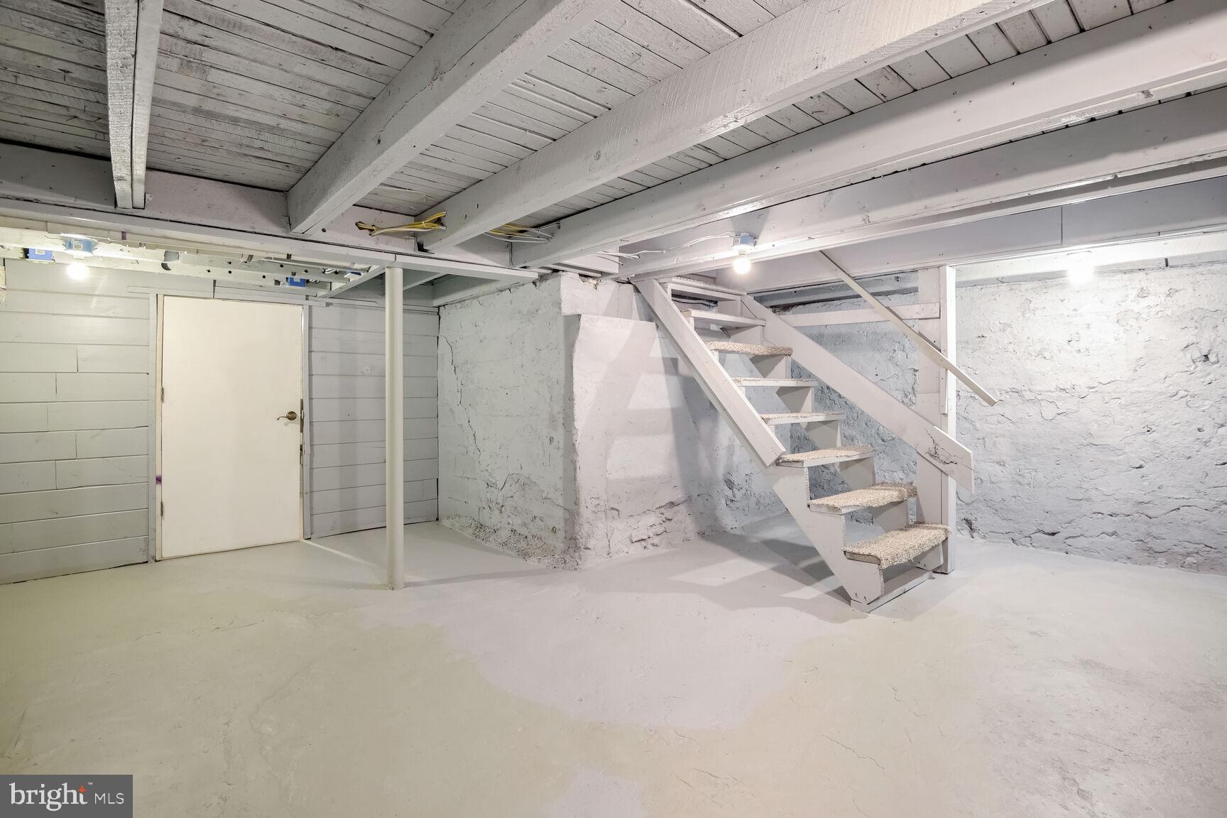 COLESVILLE OUTSIDE - Residential