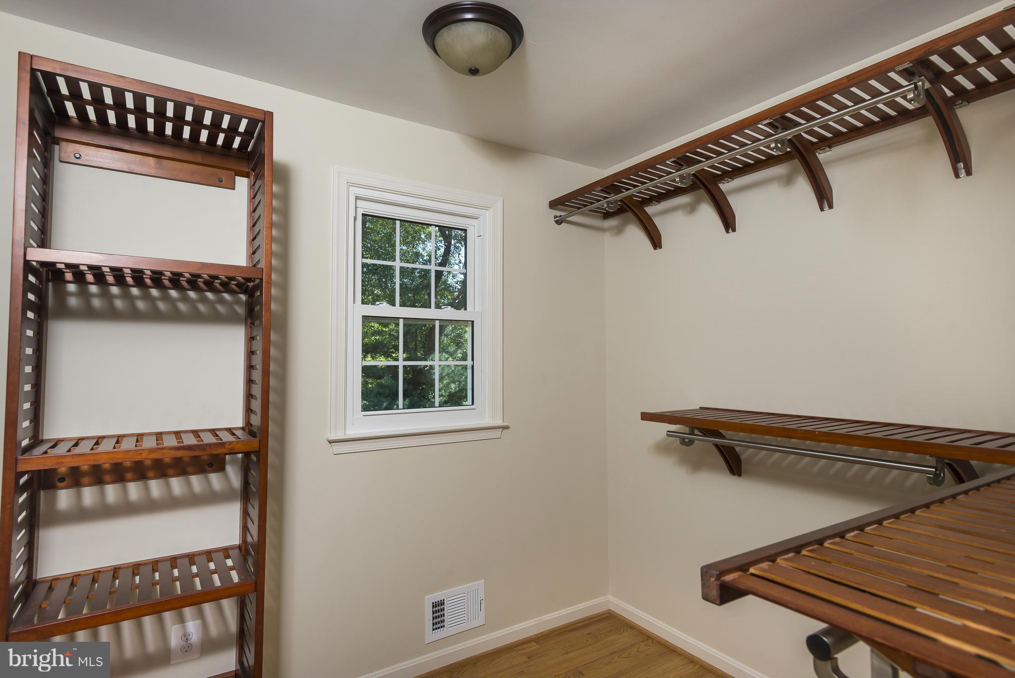 COLCHESTER - Residential