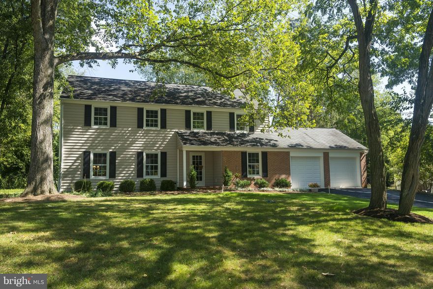 Tucked back in beautiful Colchester is this gorgeous five-bedroom home.Enjoy the Severn River with a private community beach, including a pier and boat ramp. Spend time with family and friends in the community recreation area or go out for an evening cruise to Annapolis. Turn the key and walk right into this recently updated and remodeled gorgeous home located in the Severna Park School district.