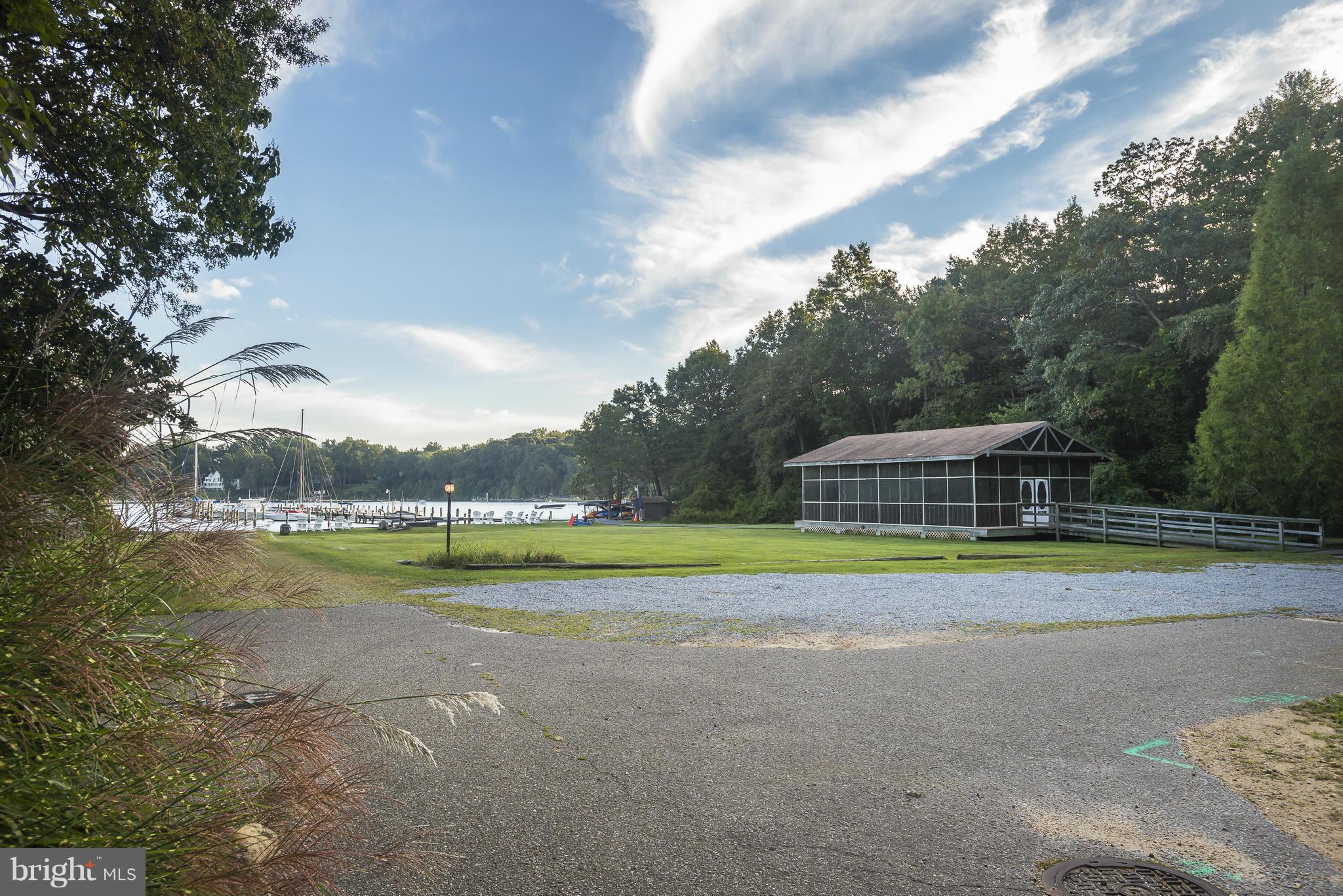 COLCHESTER - Residential