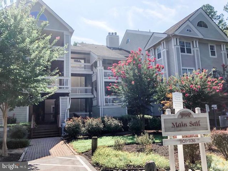 Beautiful condo in desirable Solomon's Landing.  You will follow in love all the special touches this condo has to offer.  Wonderful open floor plan with lots of natural light and a cozy fireplace for winter nights. Escape to the peaceful back balcony with a tranquil treed view.  Enjoy the view from the master bedroom with adjoining bath and spacious walk in closet. Bring the boat- deeded boat slip! Great community amenities for year around enjoyable living: pool, exercise room, tennis and basketball courts, walking trail, community doci and kayak launch!