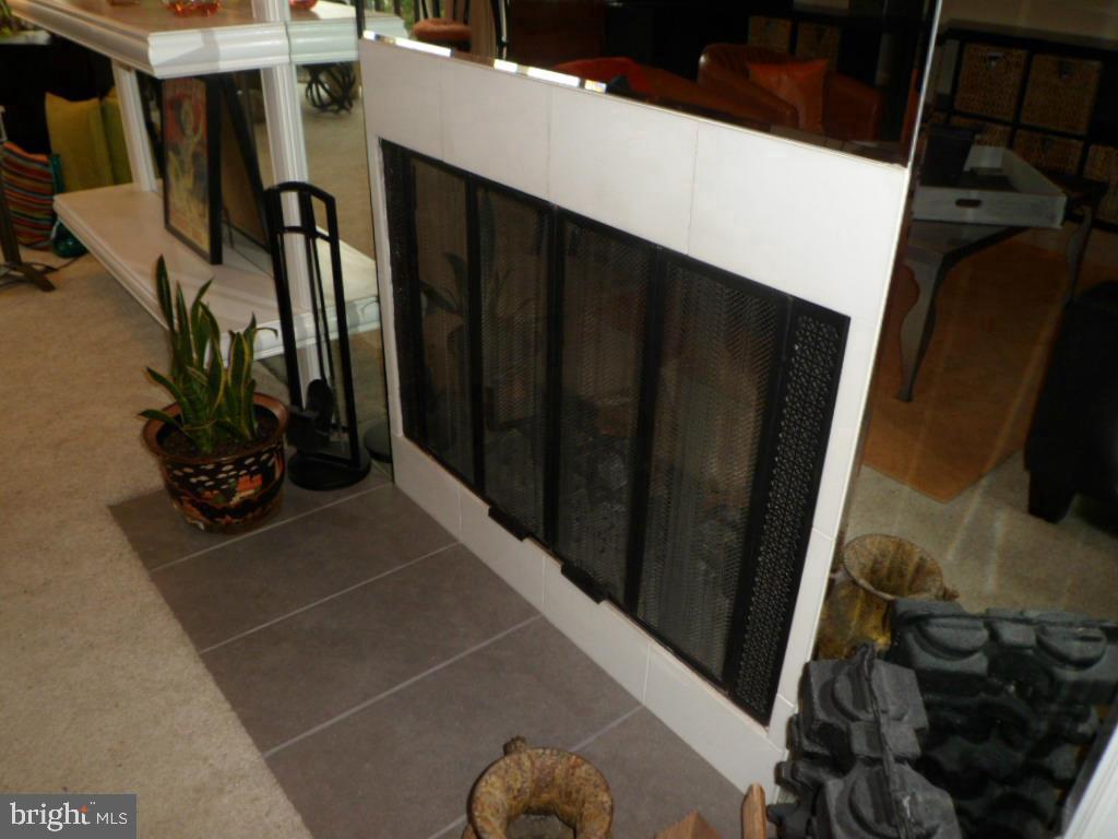 SOLOMONS LANDING - Residential