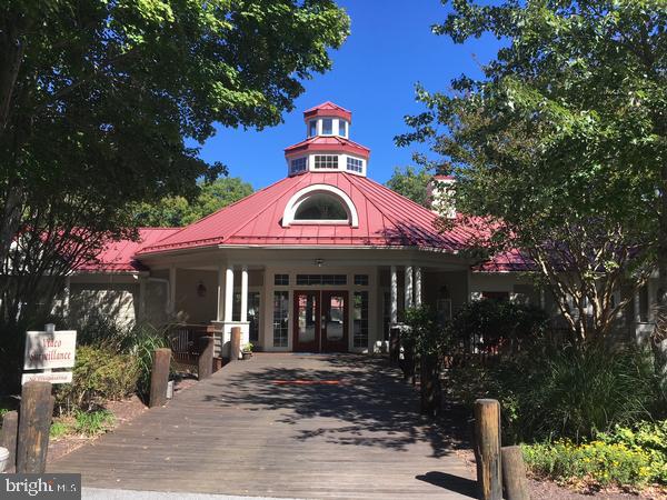 SOLOMONS LANDING - Residential