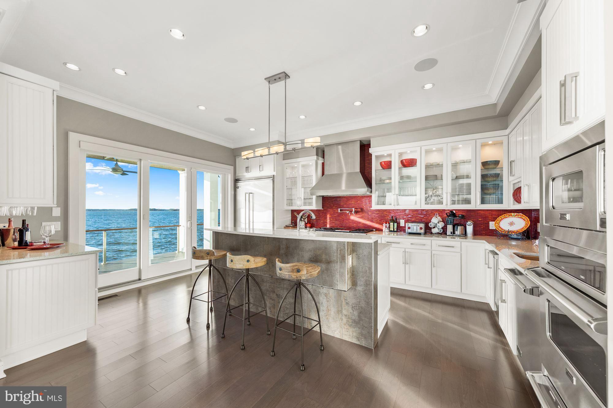 HERON HARBOUR - Residential