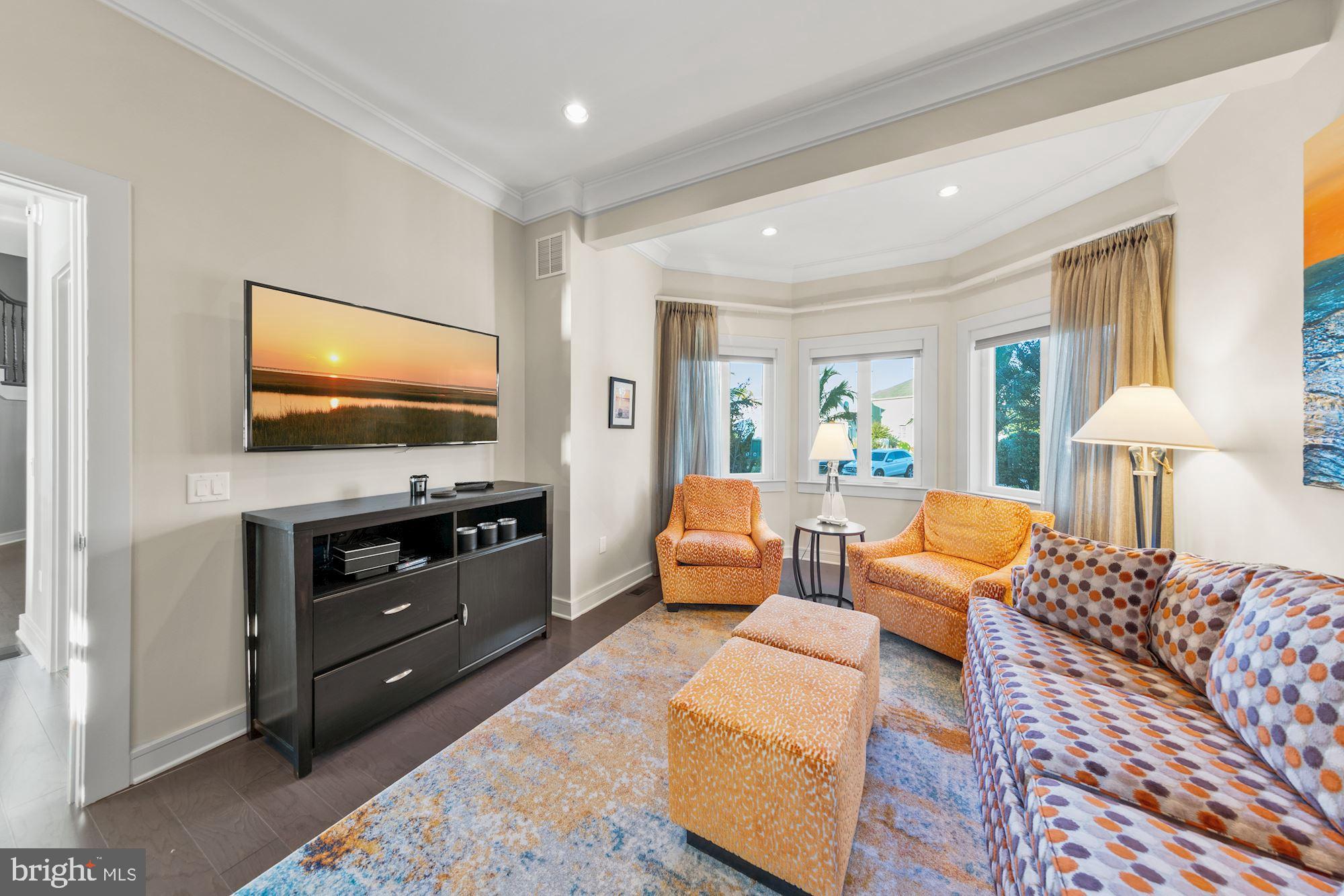 HERON HARBOUR - Residential