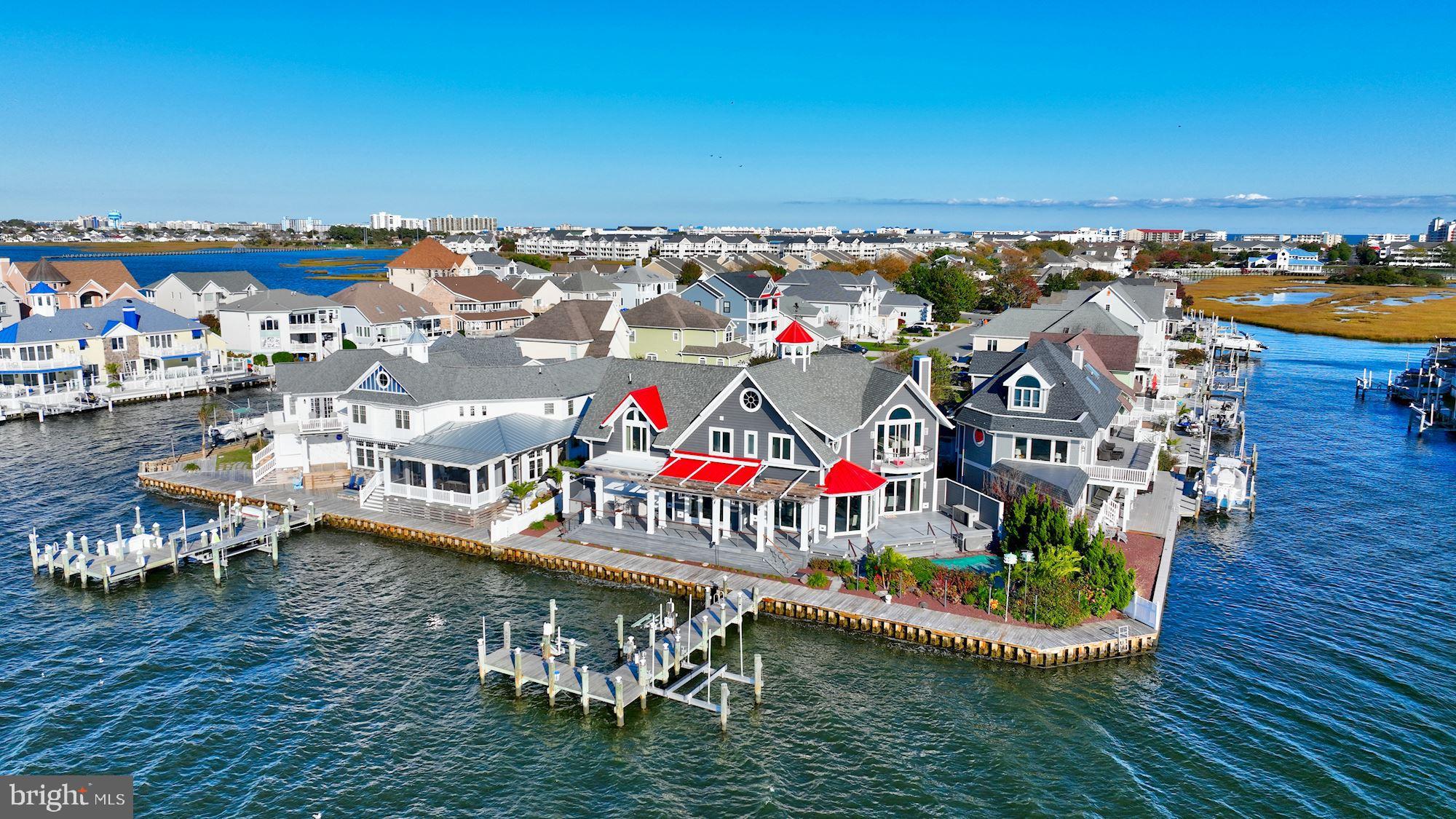 HERON HARBOUR - Residential