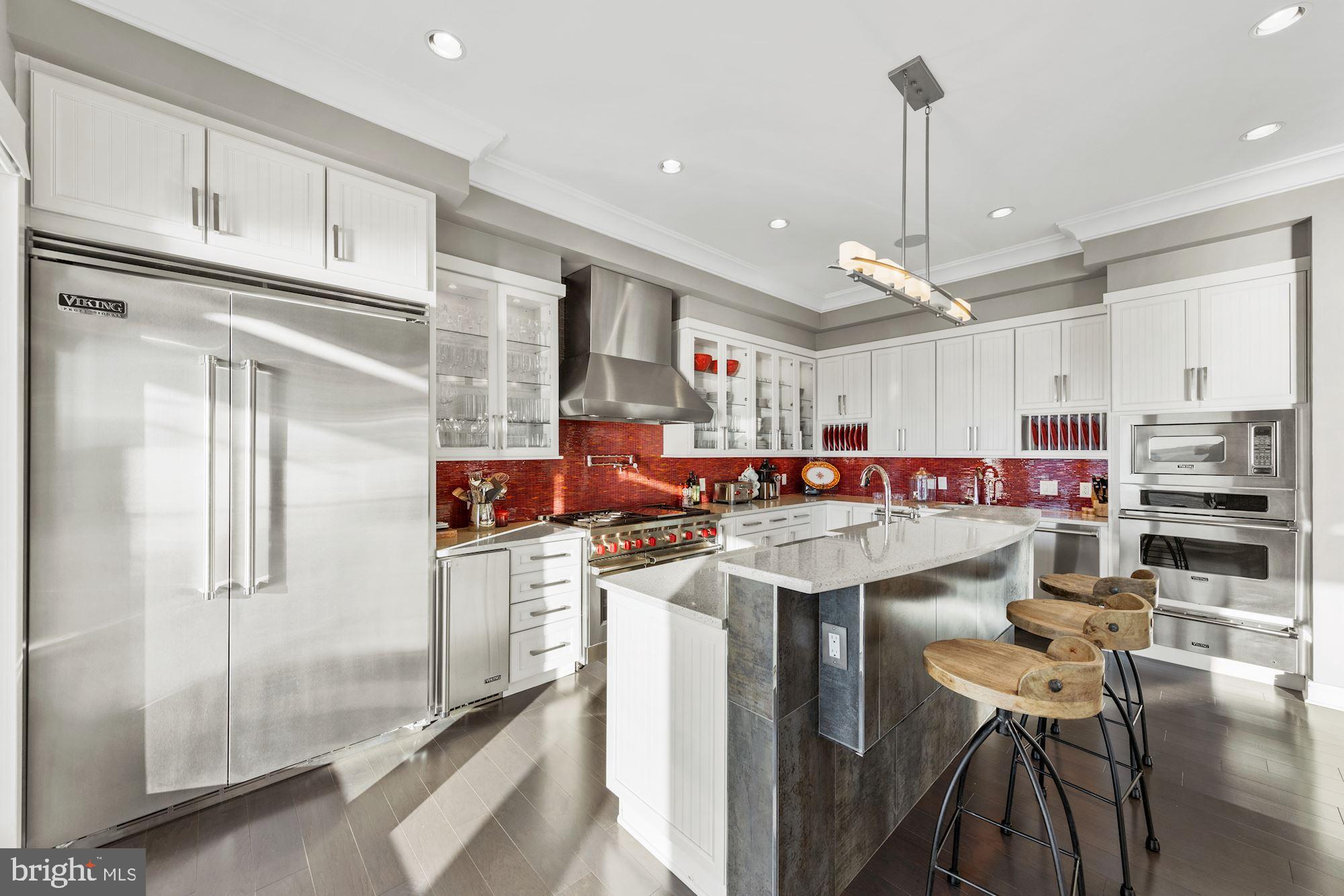 HERON HARBOUR - Residential