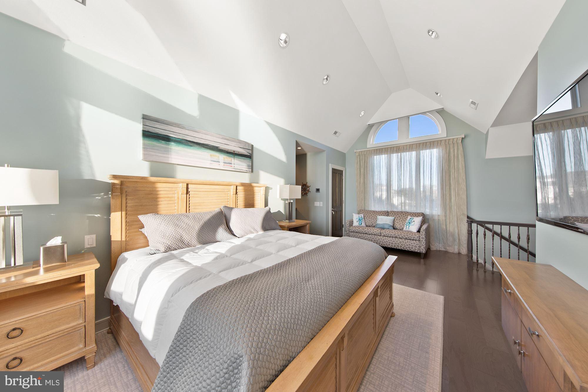 HERON HARBOUR - Residential