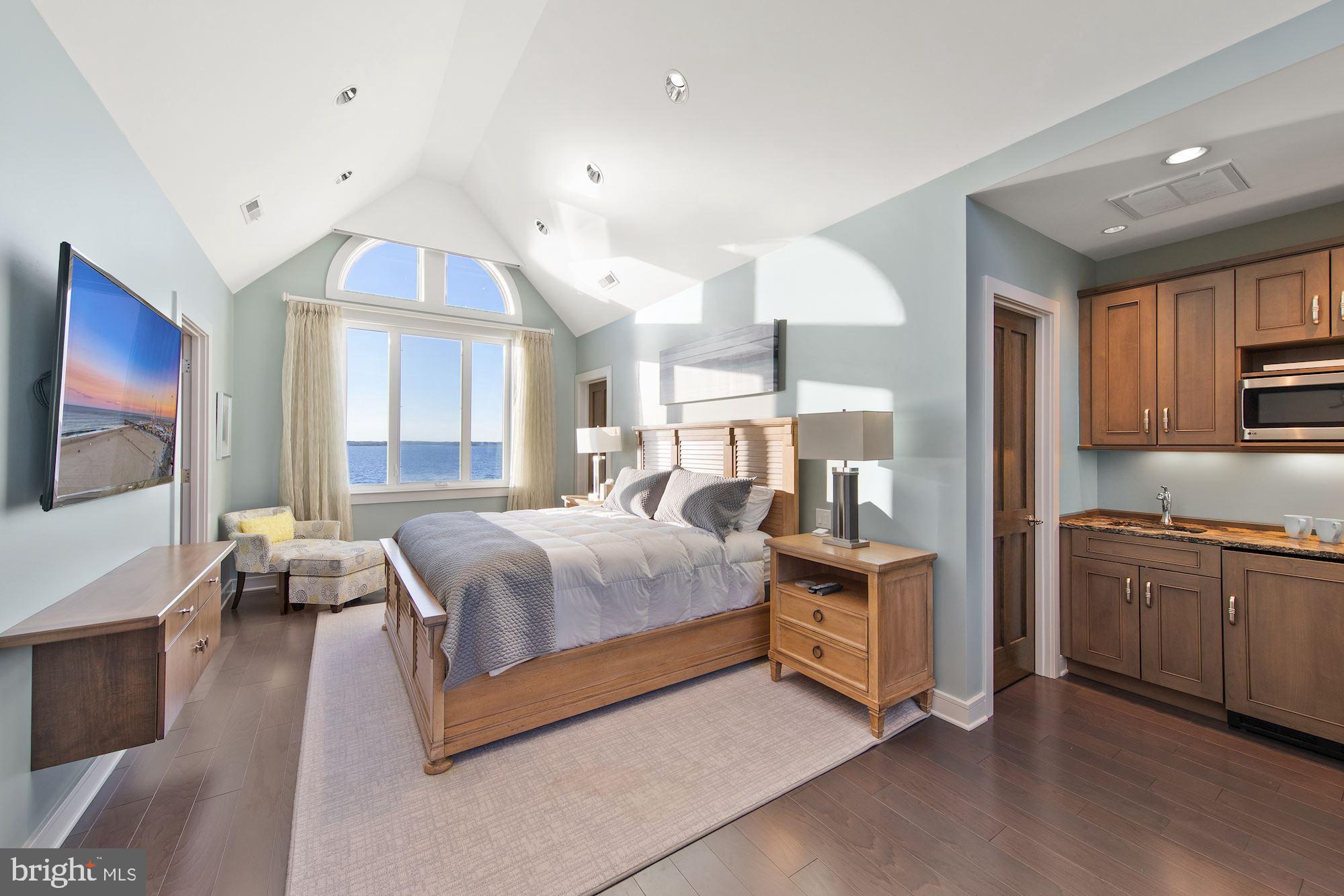 HERON HARBOUR - Residential