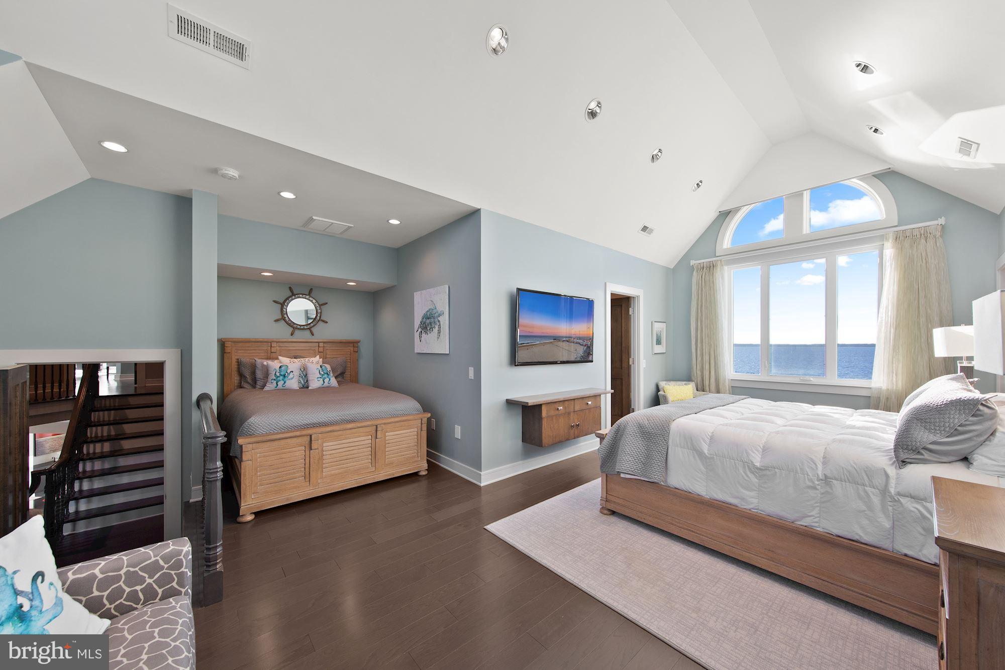 HERON HARBOUR - Residential