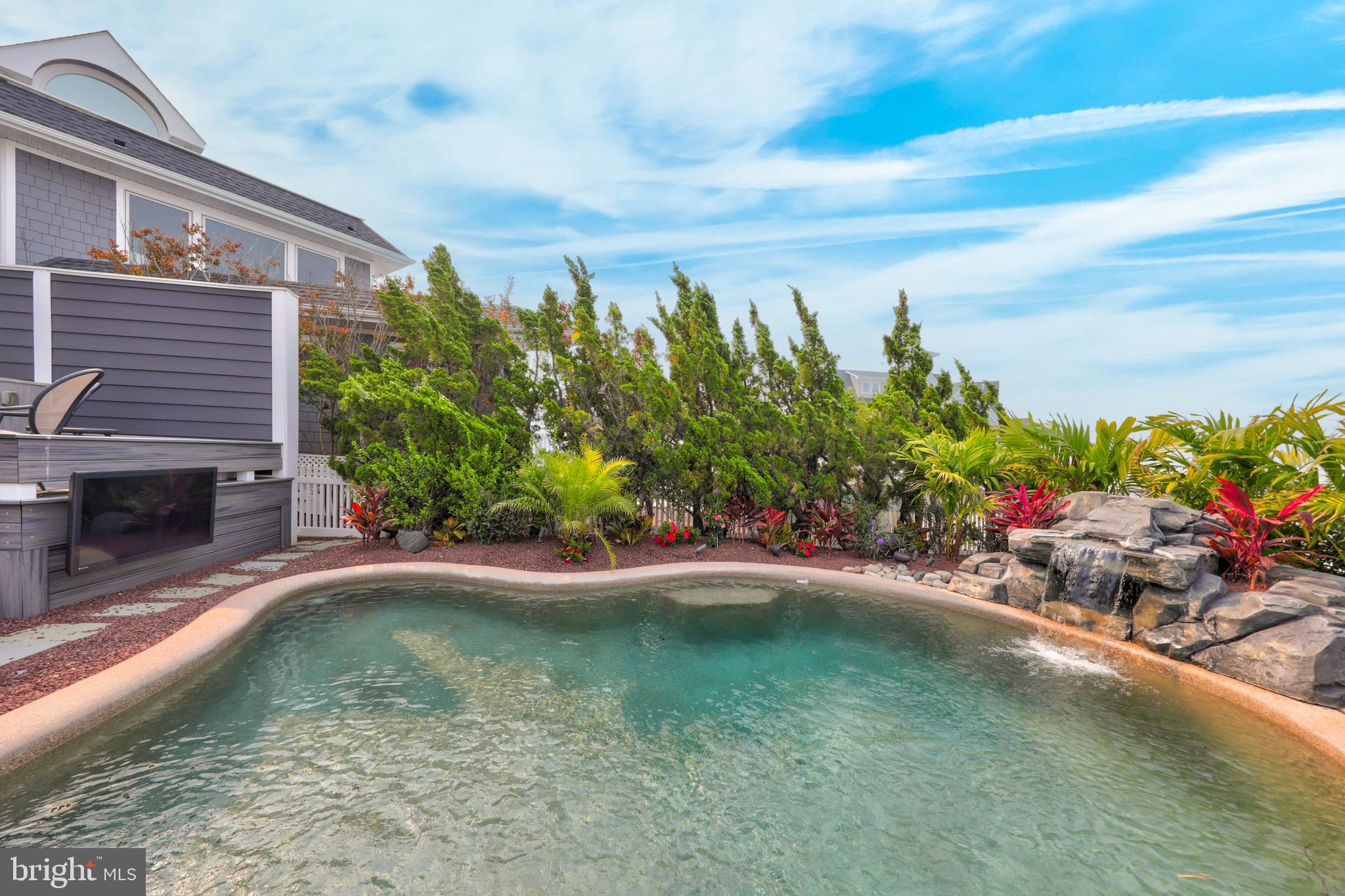 HERON HARBOUR - Residential