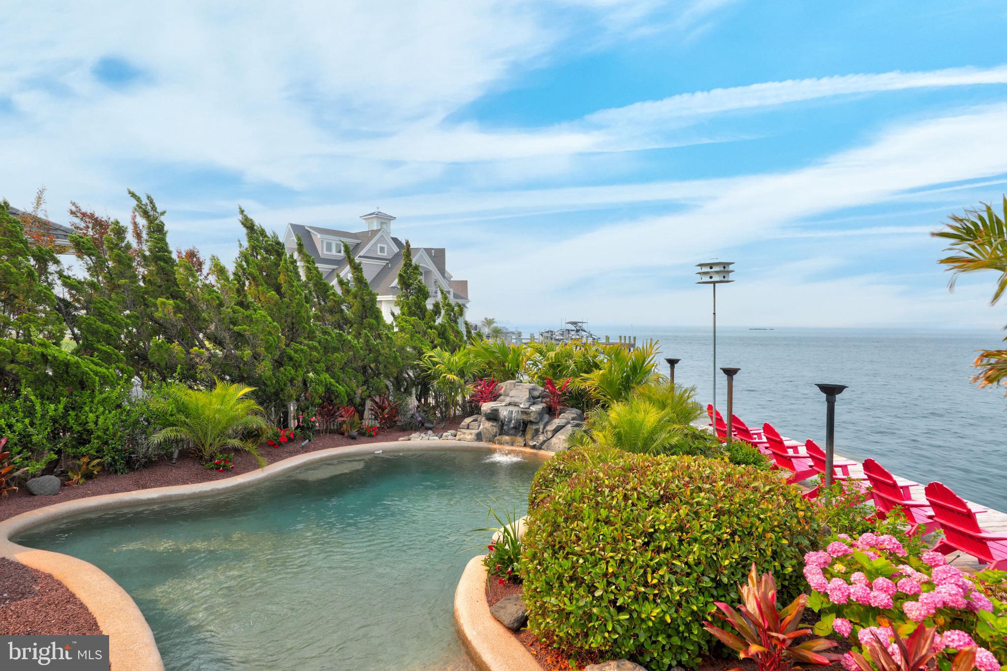 HERON HARBOUR - Residential