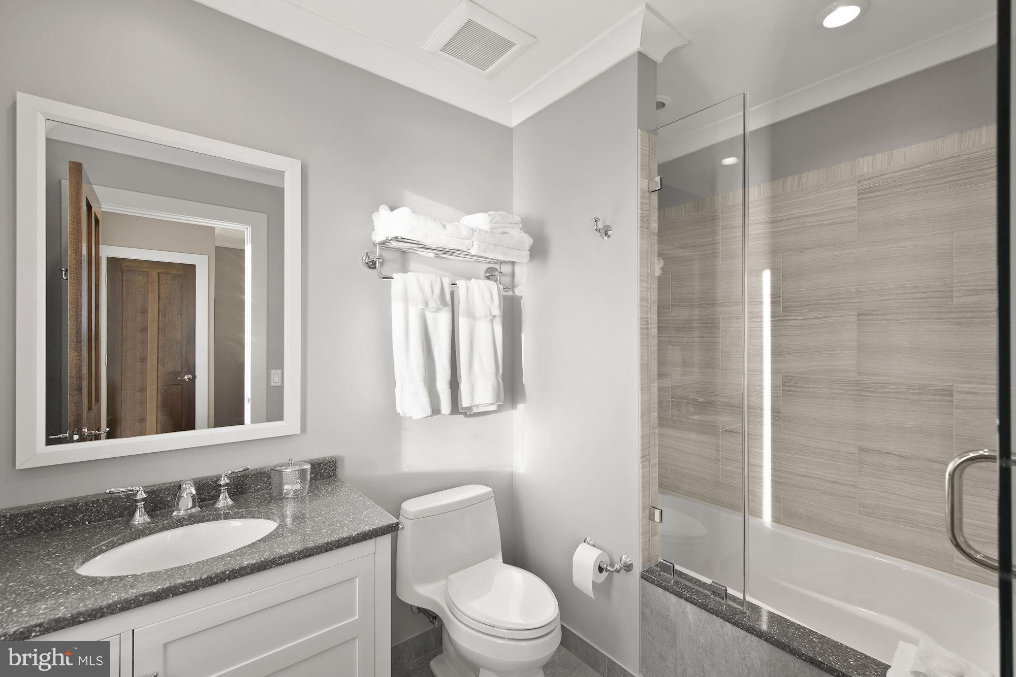 HERON HARBOUR - Residential