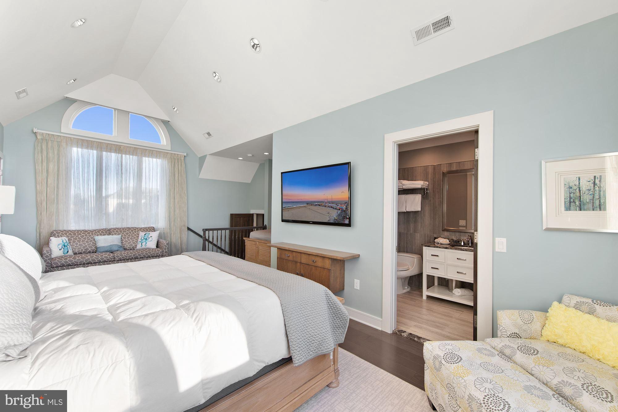 HERON HARBOUR - Residential