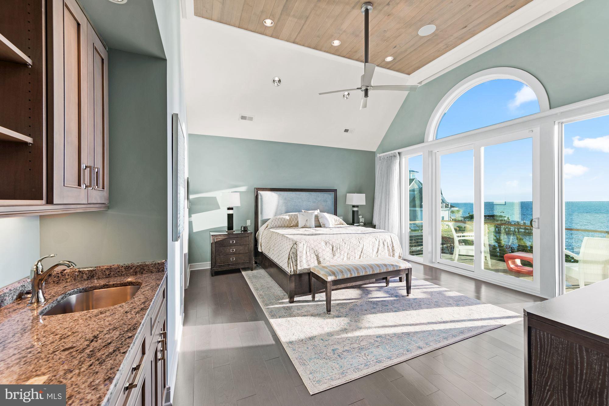 HERON HARBOUR - Residential