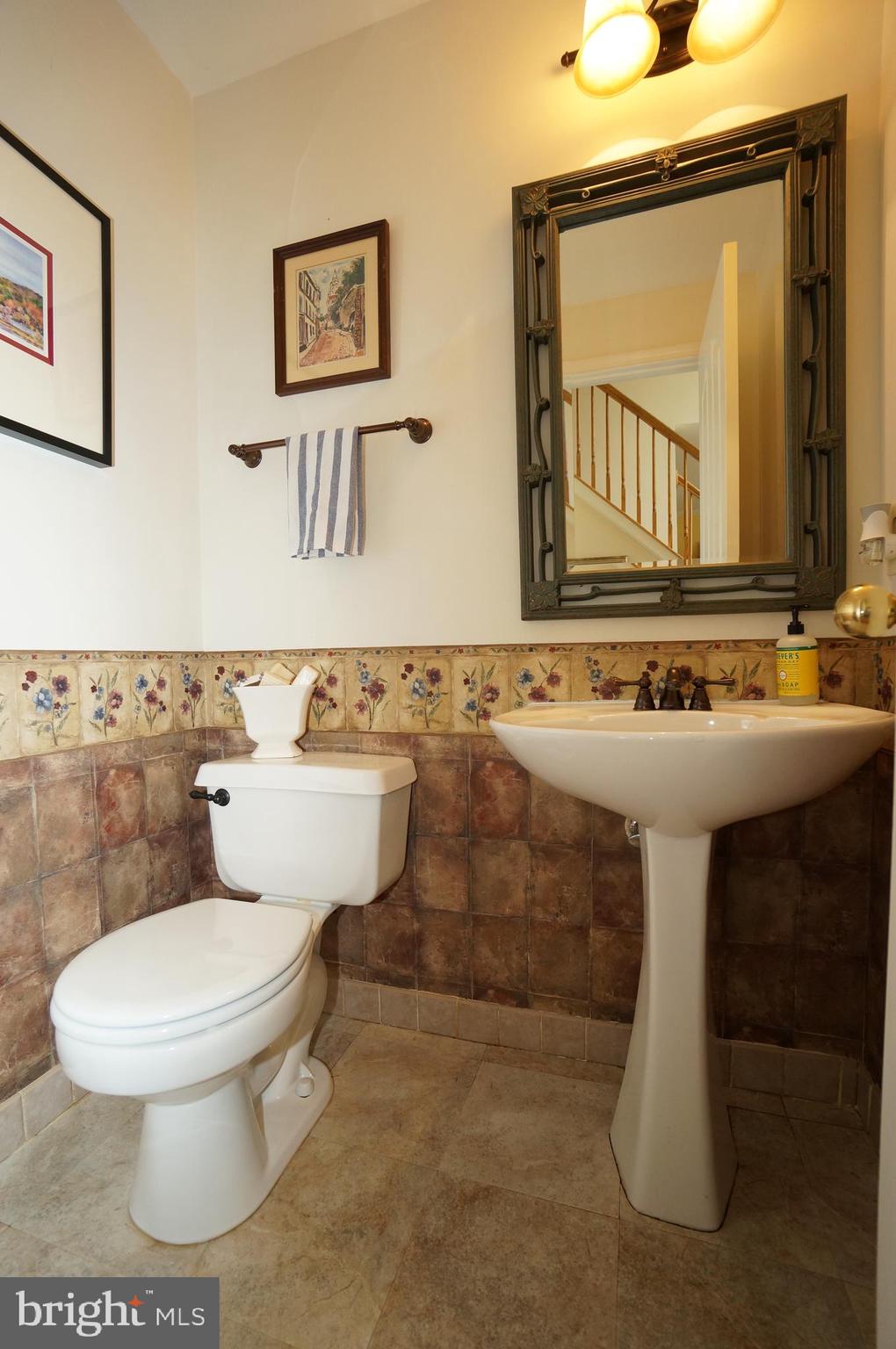 TRAILS AT WOODLOT - Residential