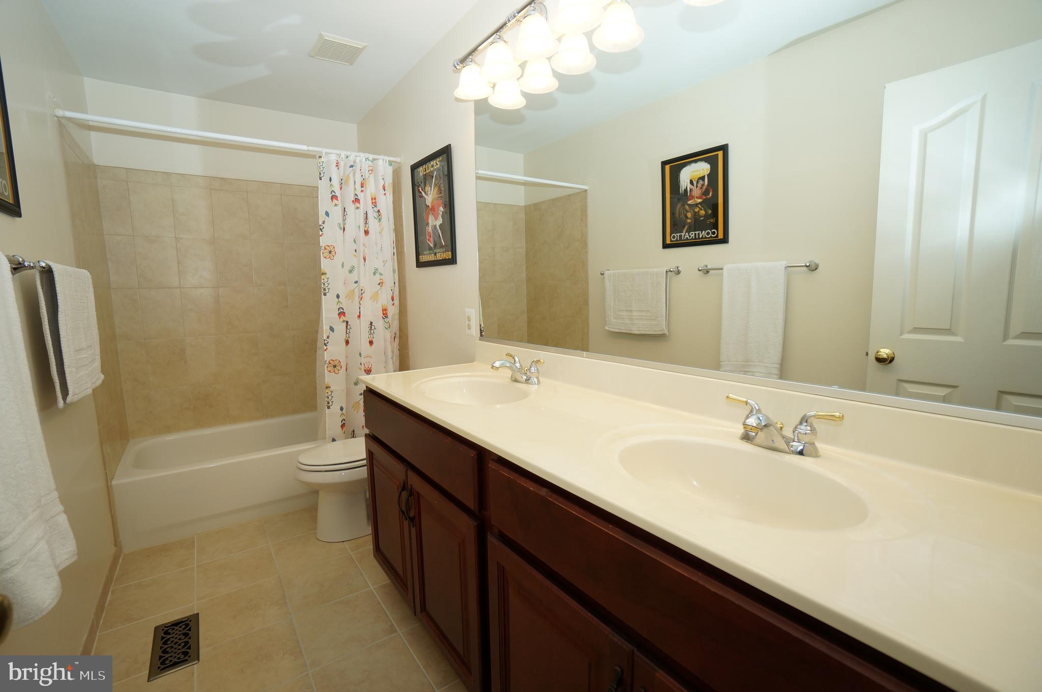 TRAILS AT WOODLOT - Residential