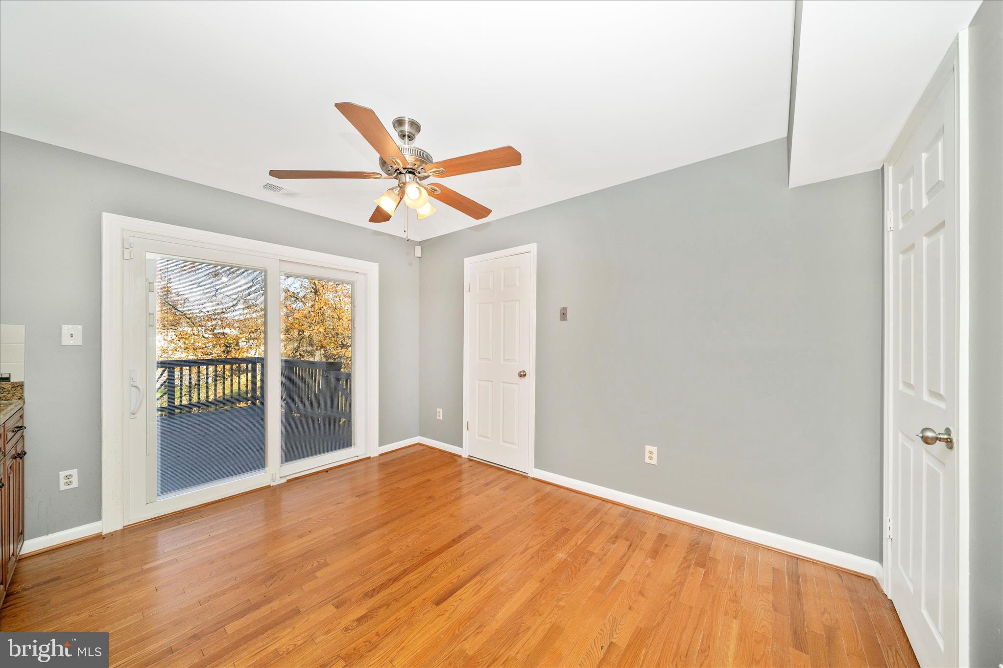 RAMBLING HILLS - Residential