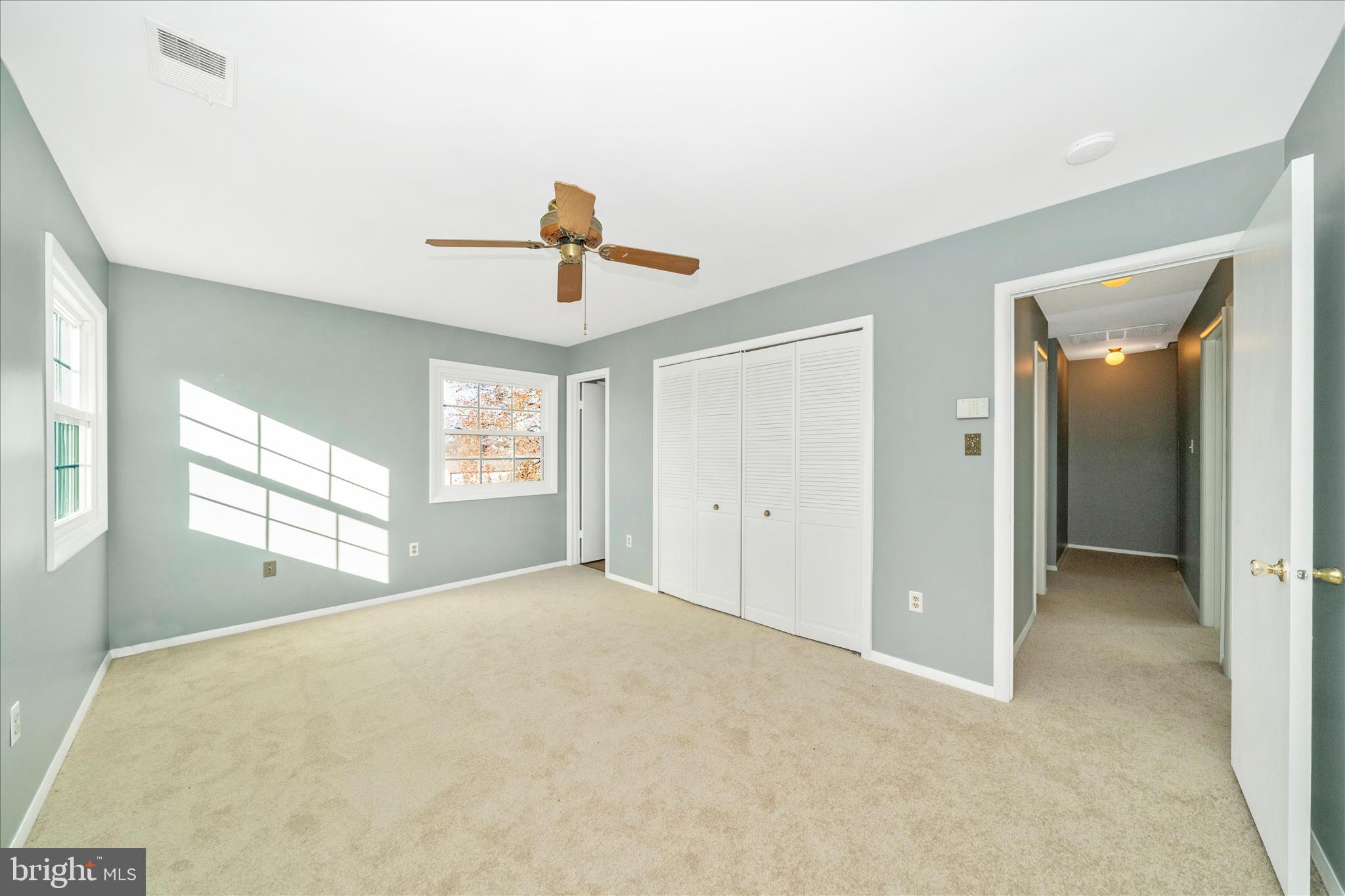 RAMBLING HILLS - Residential