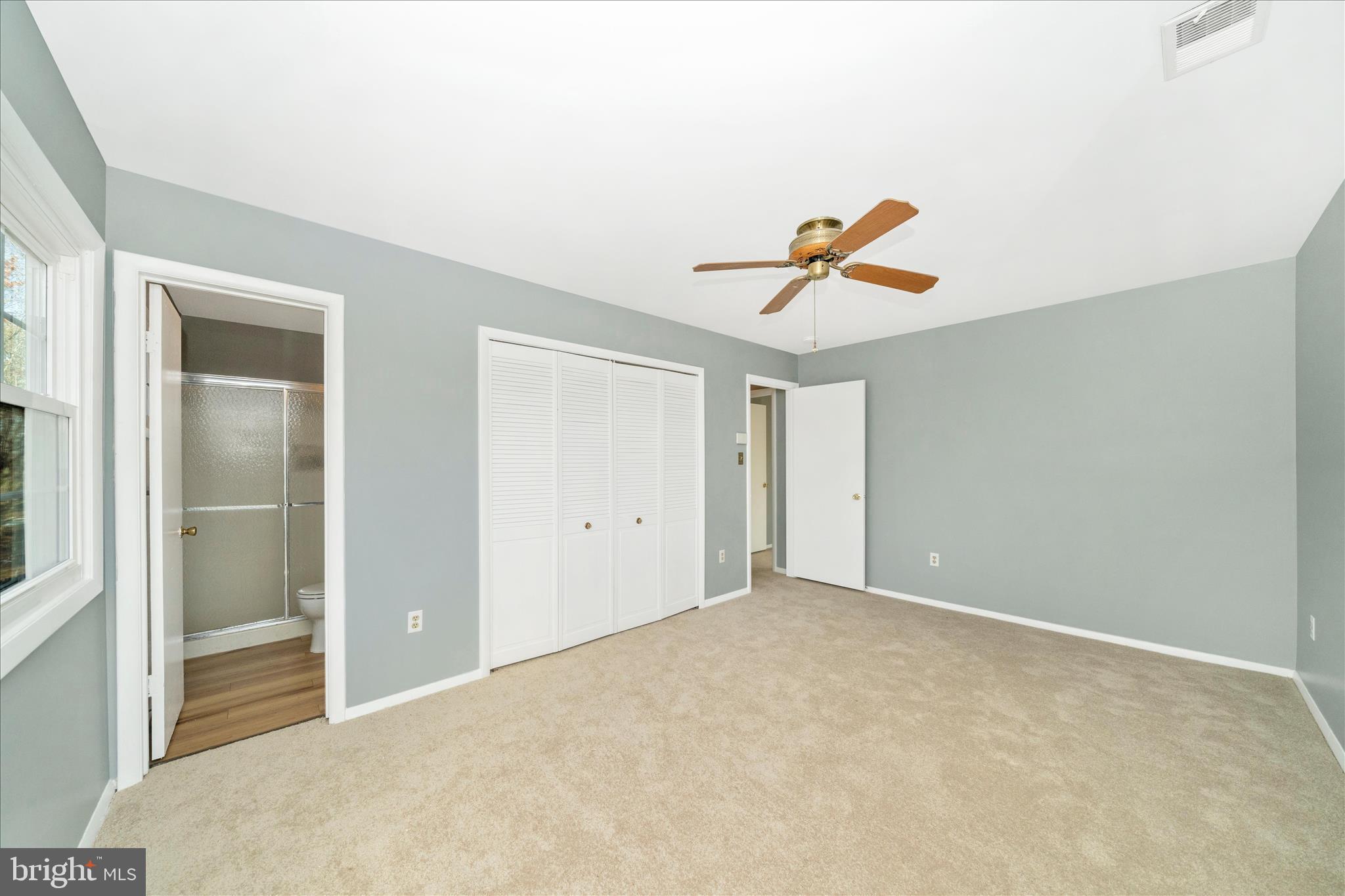 RAMBLING HILLS - Residential