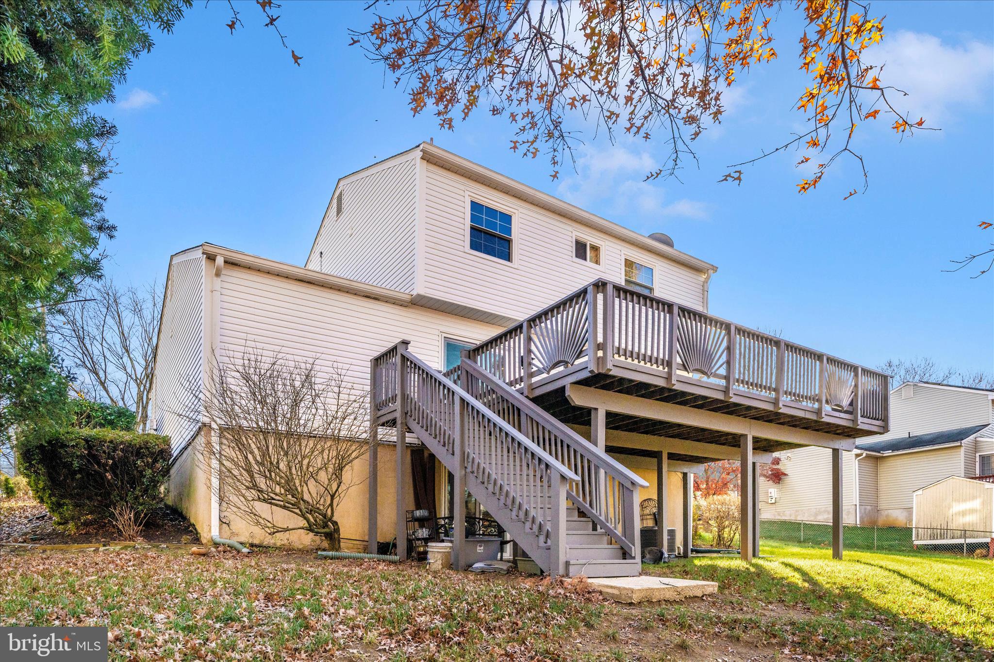 RAMBLING HILLS - Residential