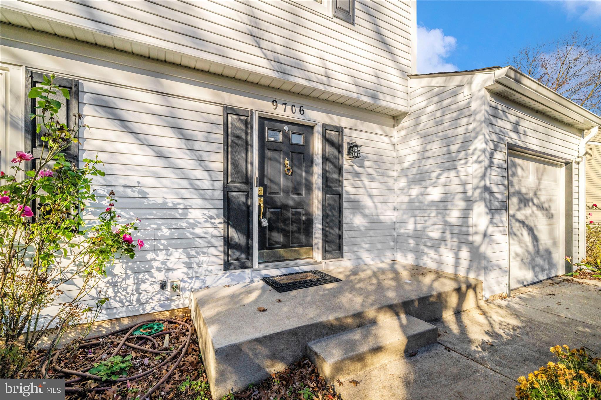 RAMBLING HILLS - Residential