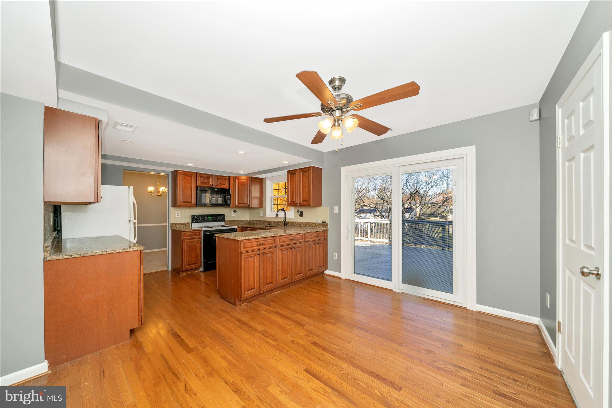 RAMBLING HILLS - Residential