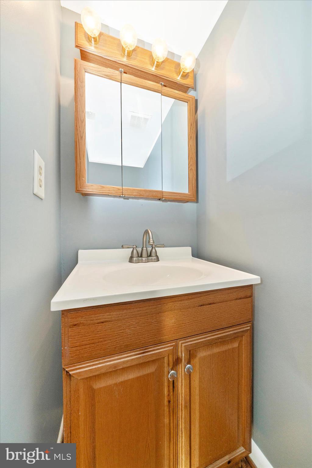 RAMBLING HILLS - Residential