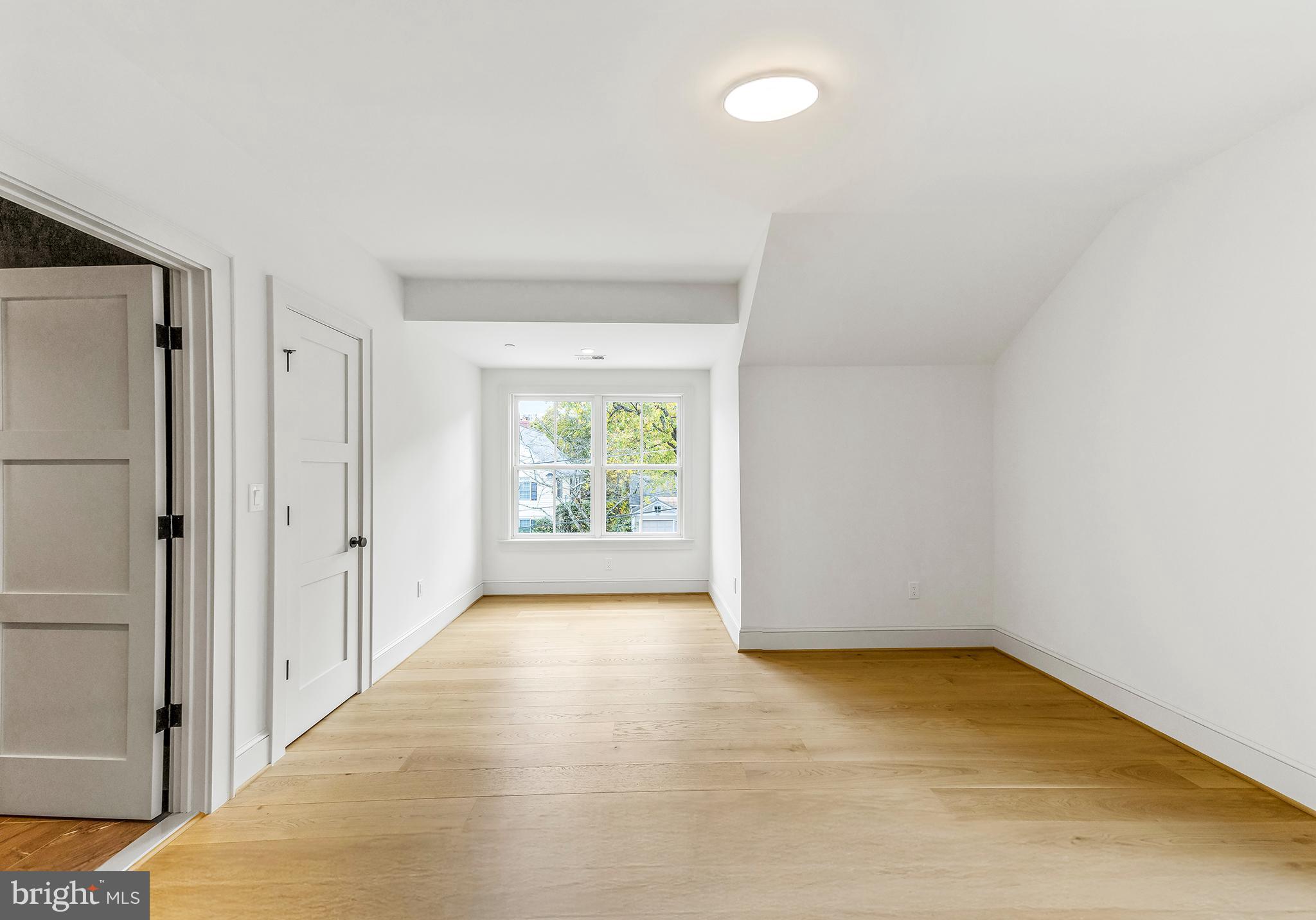 SOMERSET HEIGHTS - Residential