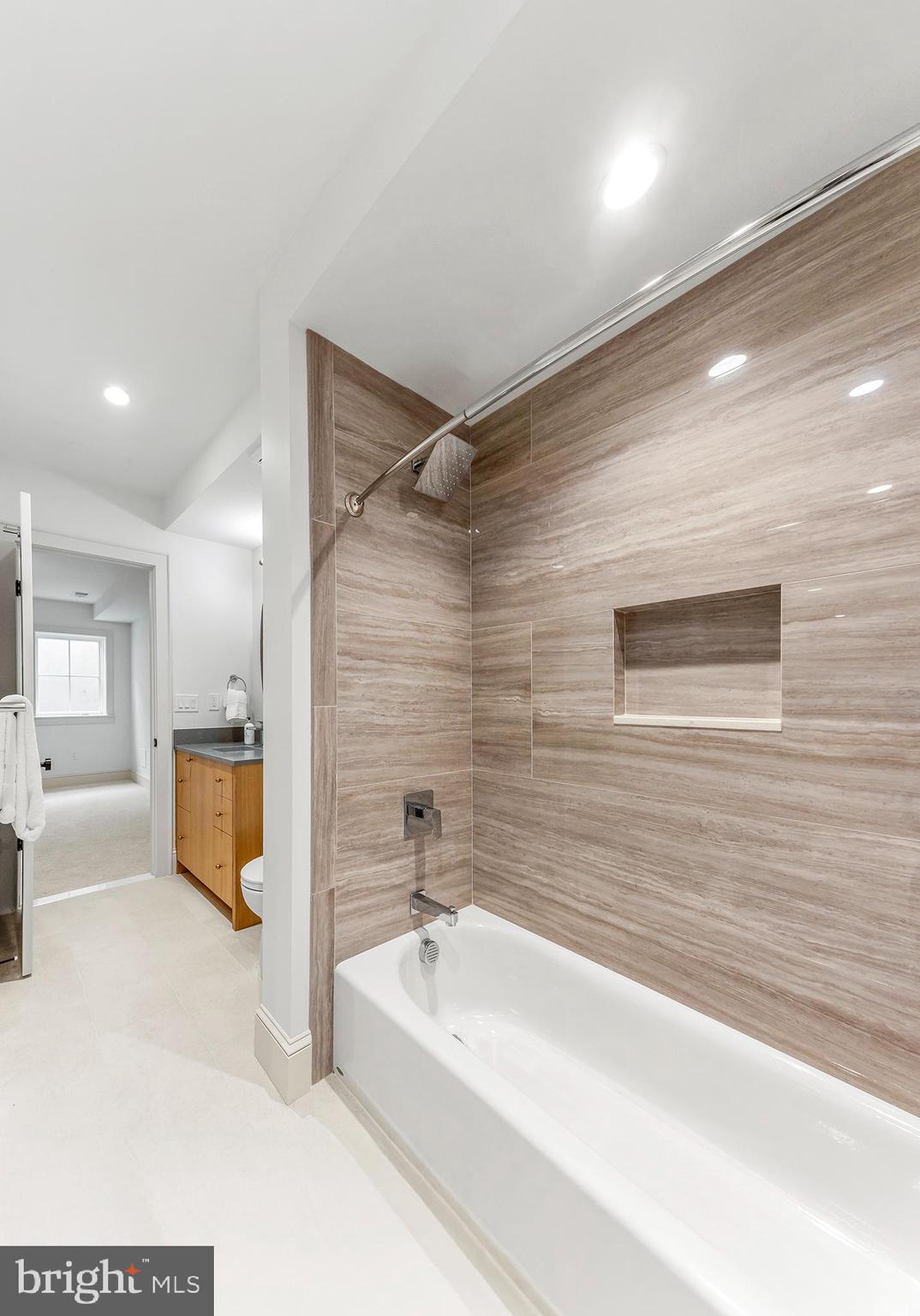 SOMERSET HEIGHTS - Residential