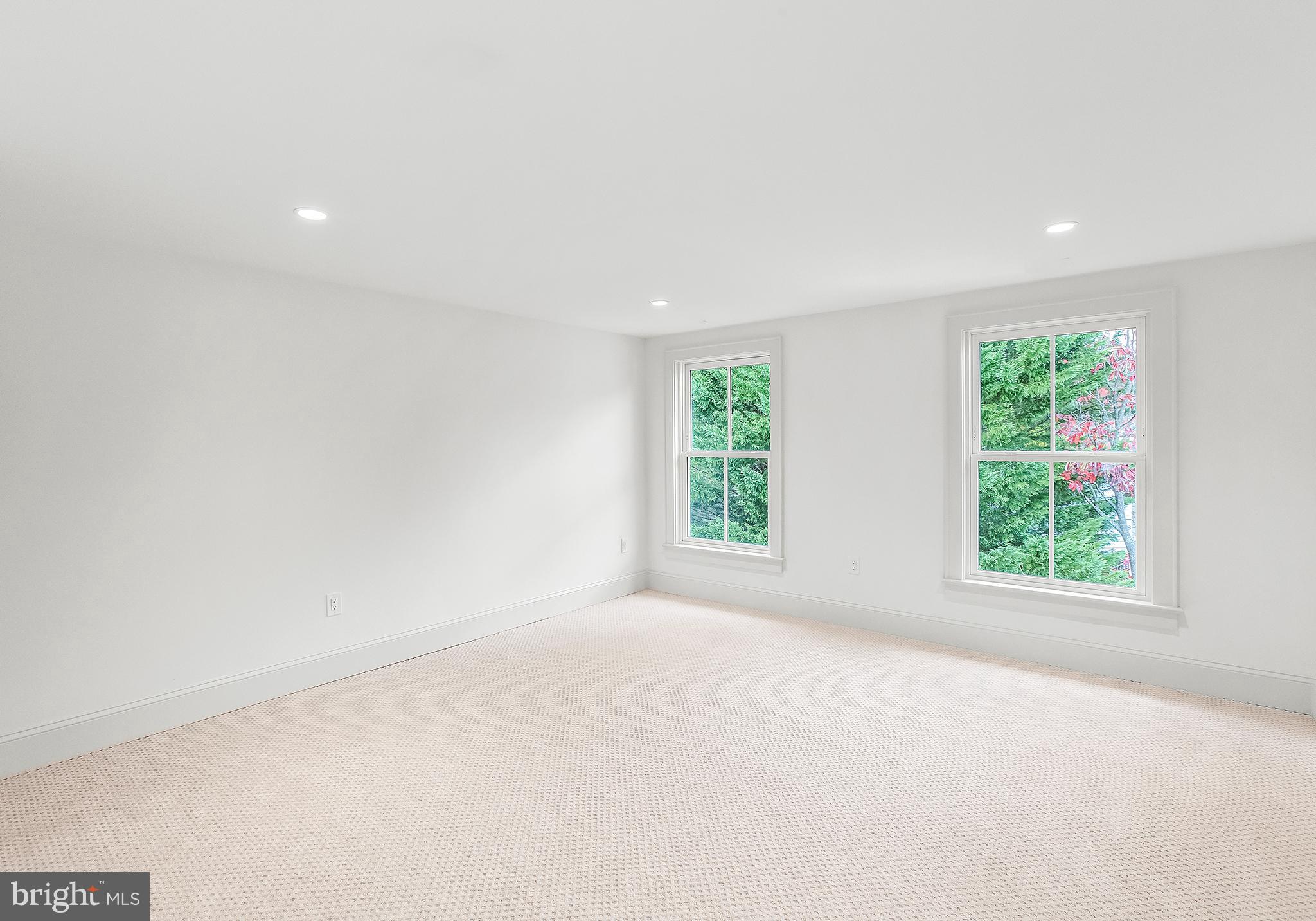 SOMERSET HEIGHTS - Residential