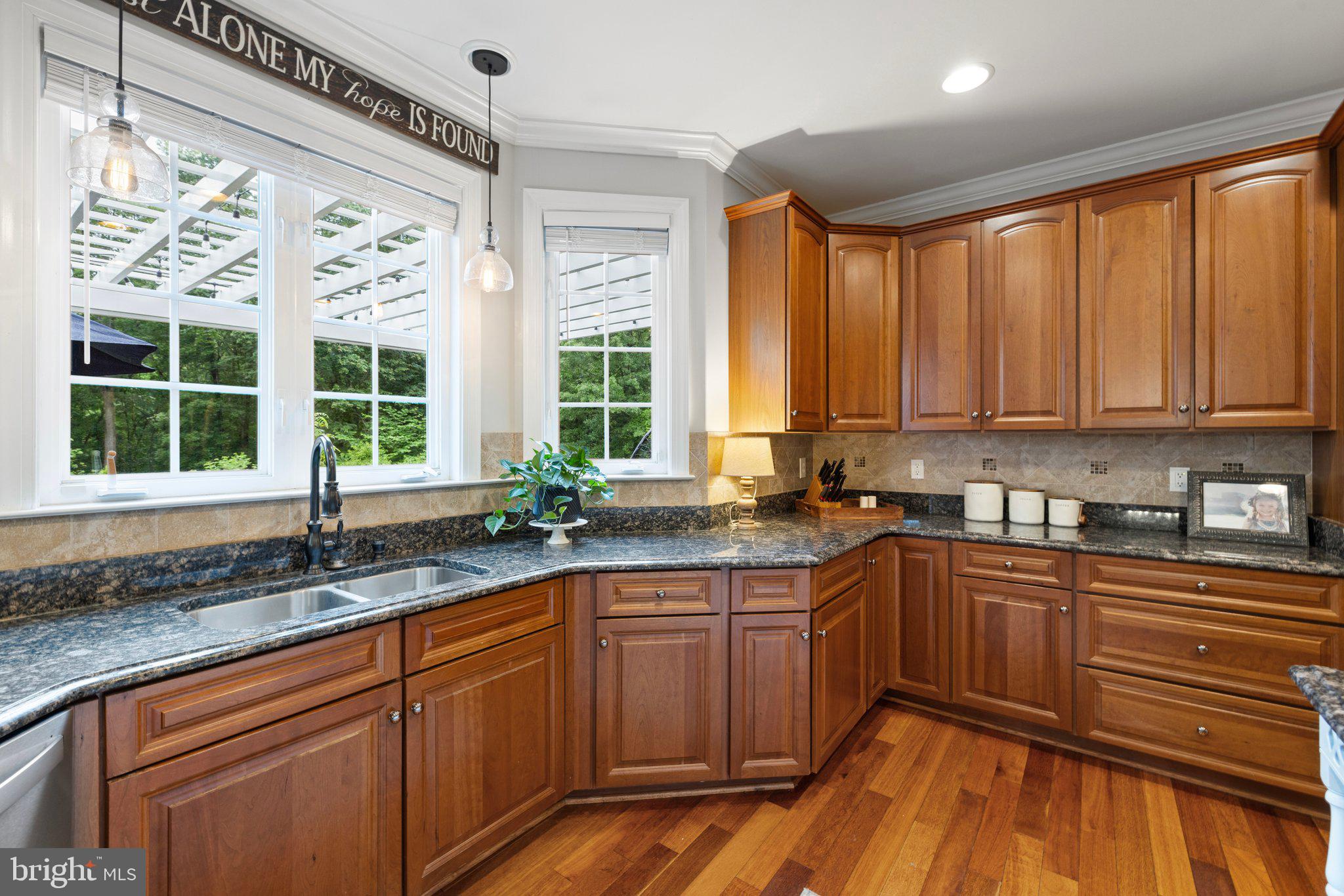 MOUNTAIN CREST ESTATES - Residential