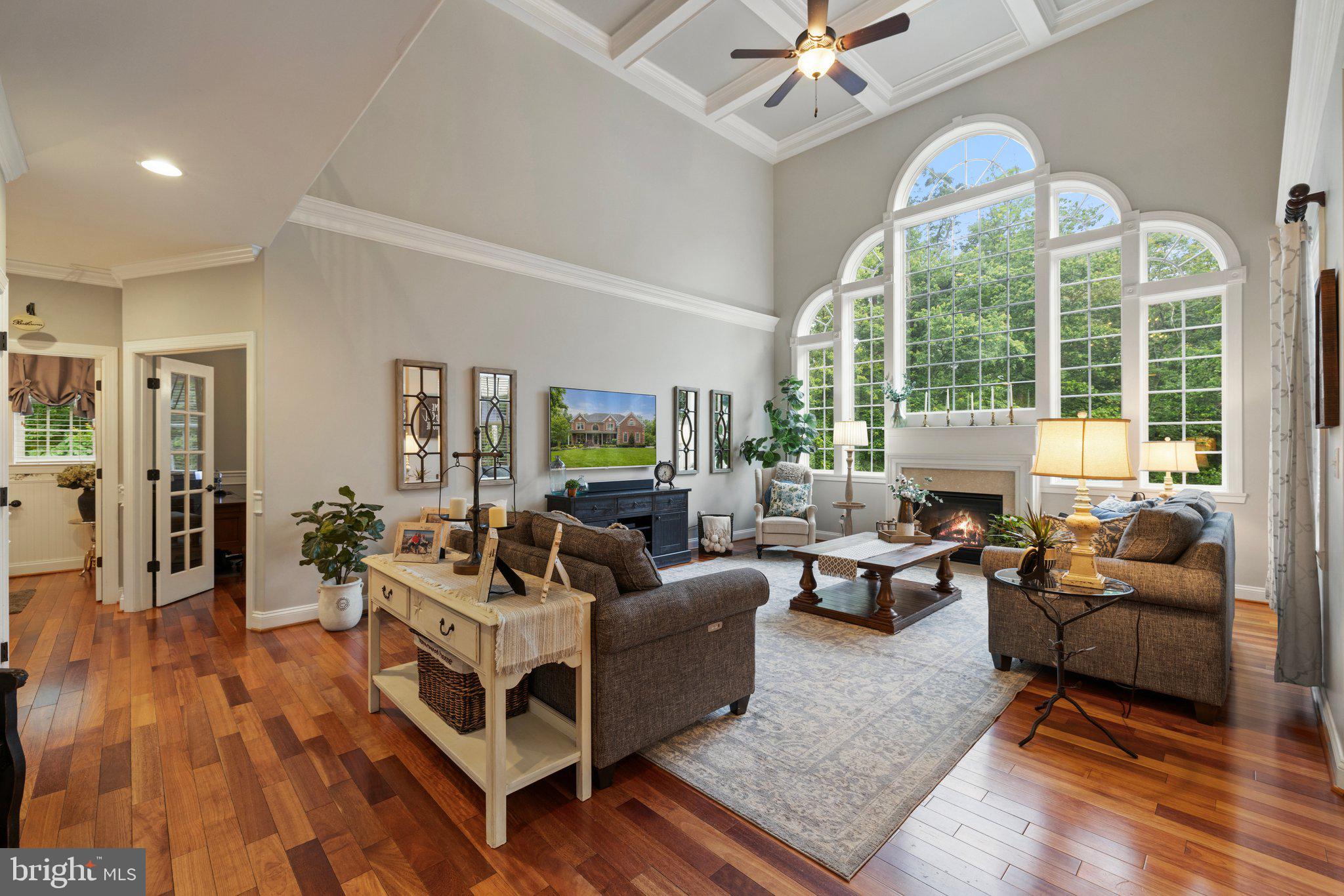 MOUNTAIN CREST ESTATES - Residential