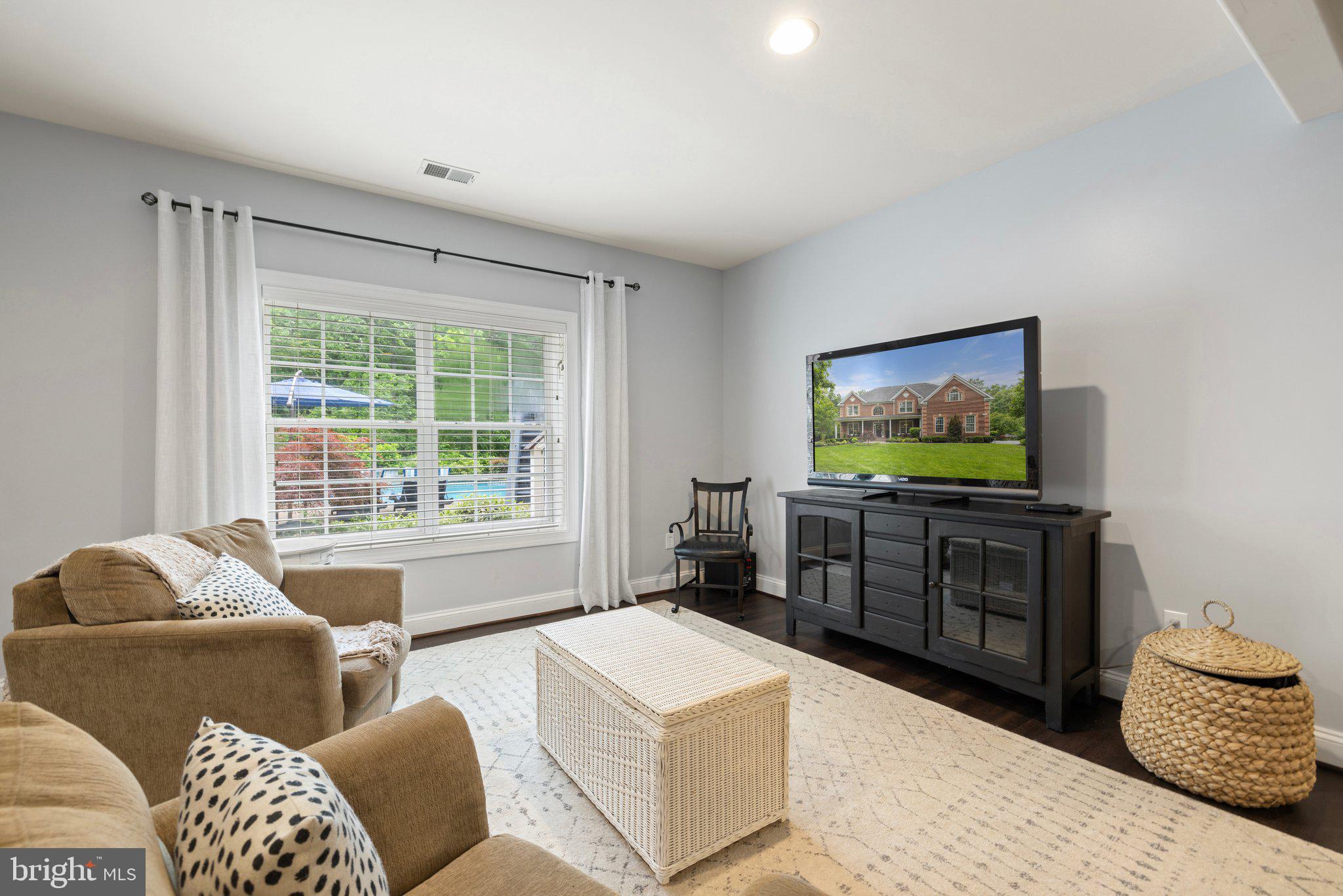 MOUNTAIN CREST ESTATES - Residential