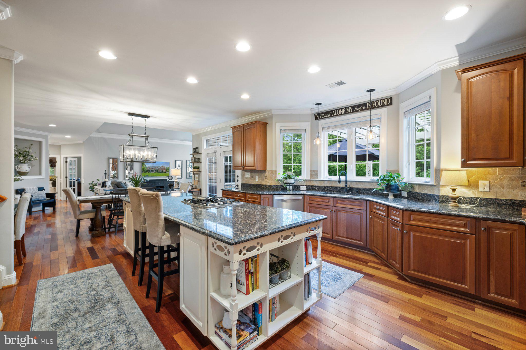 MOUNTAIN CREST ESTATES - Residential