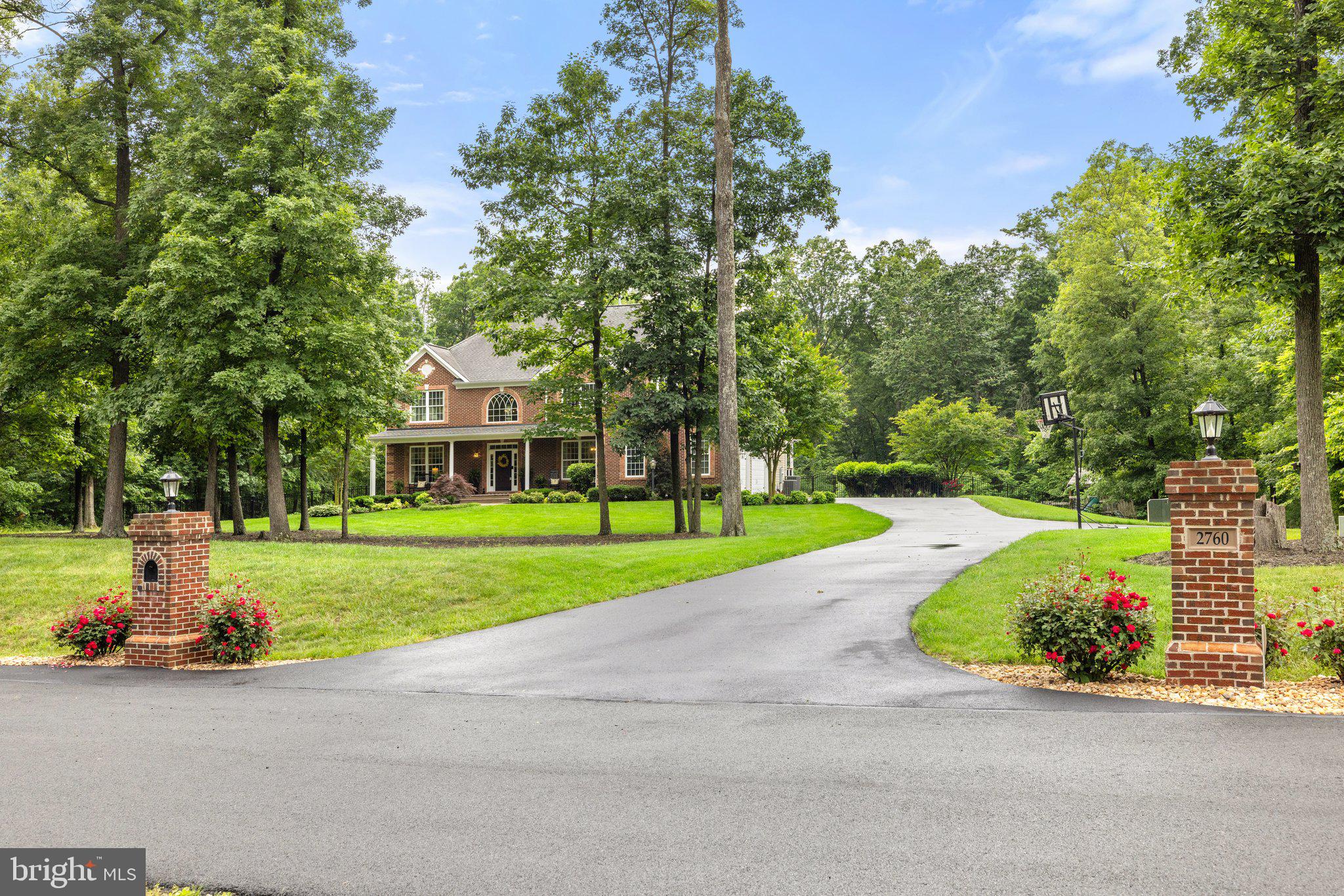 MOUNTAIN CREST ESTATES - Residential