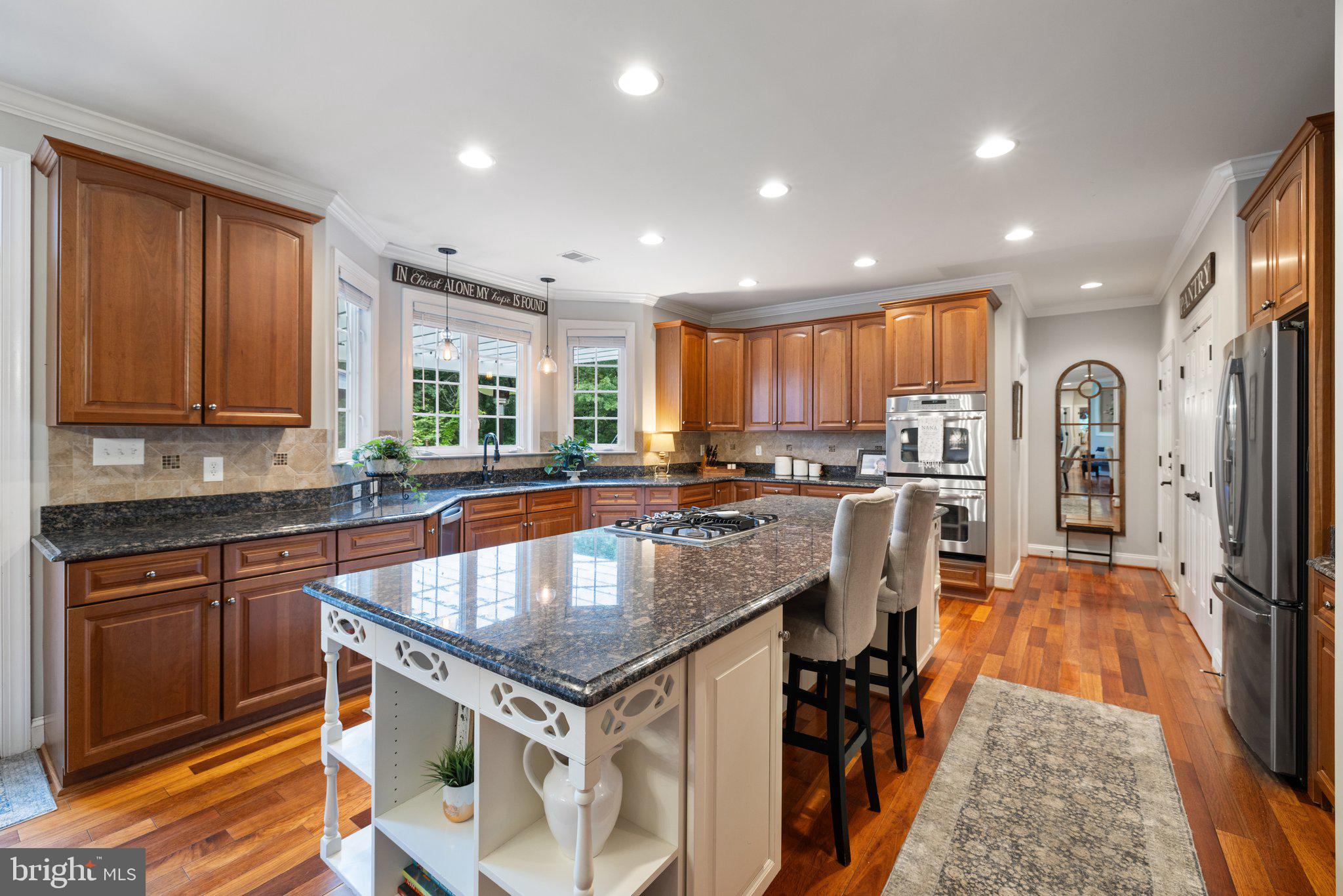 MOUNTAIN CREST ESTATES - Residential