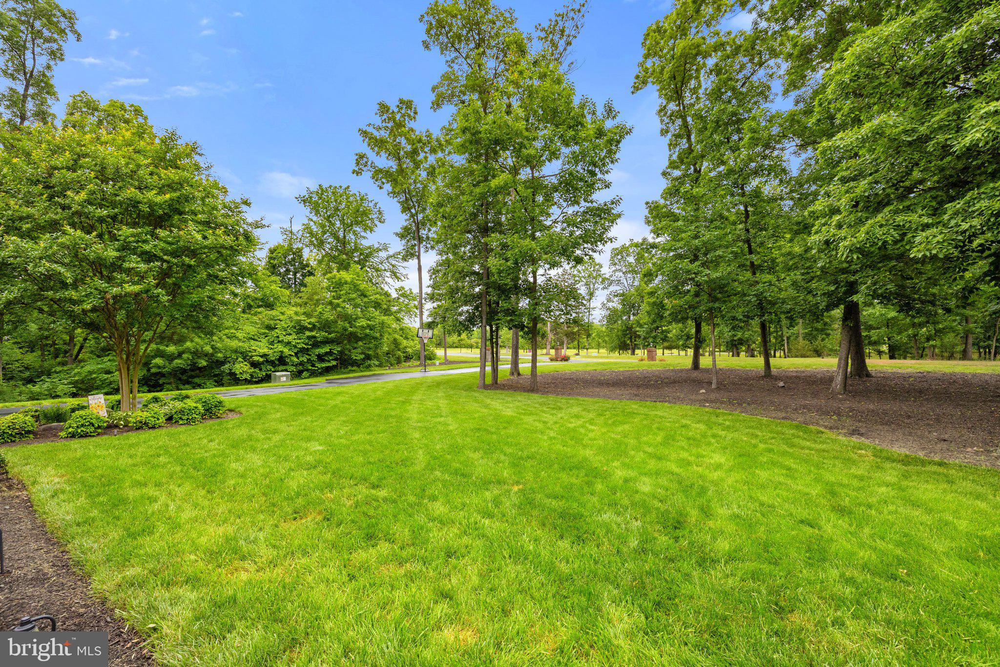 MOUNTAIN CREST ESTATES - Residential