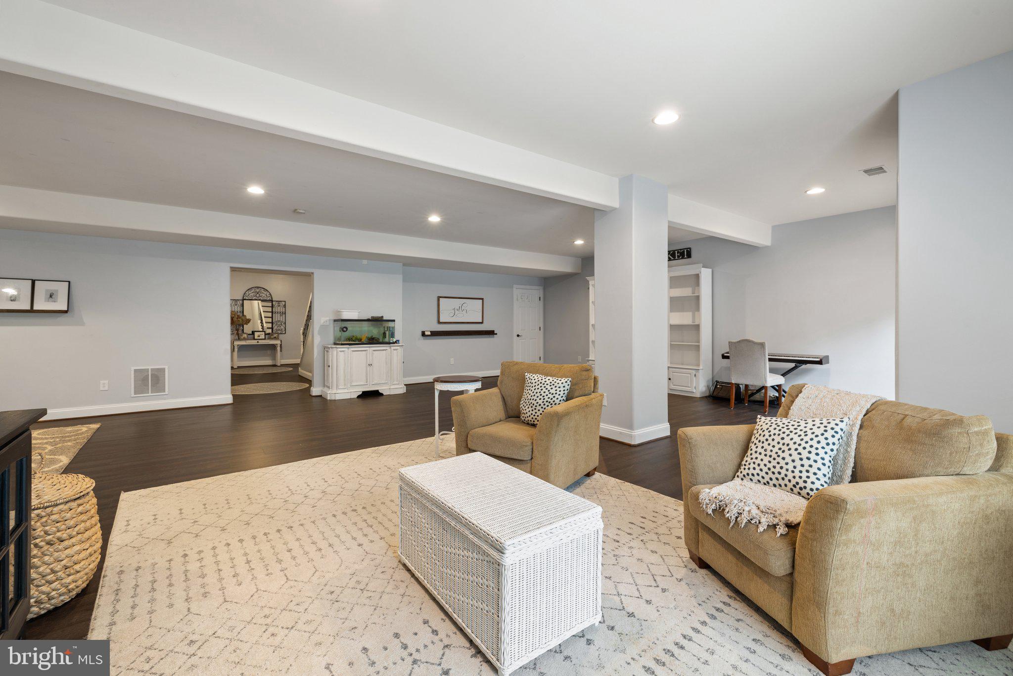 MOUNTAIN CREST ESTATES - Residential